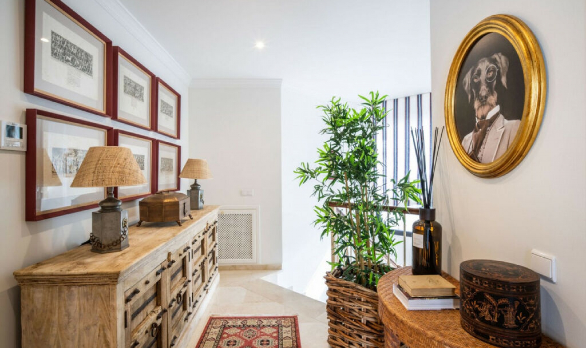 Resale - House -
La Quinta