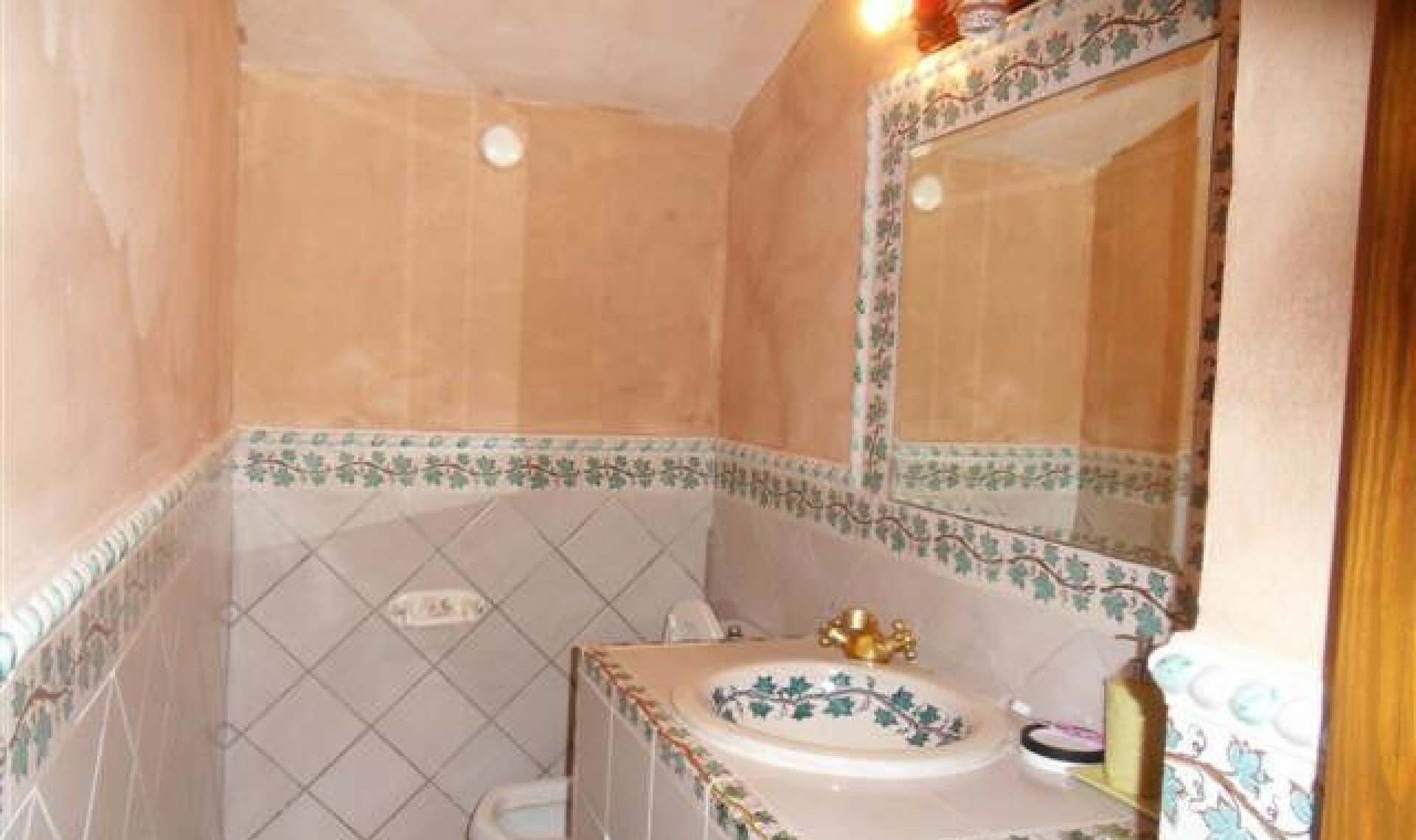 Resale - House -
La Quinta