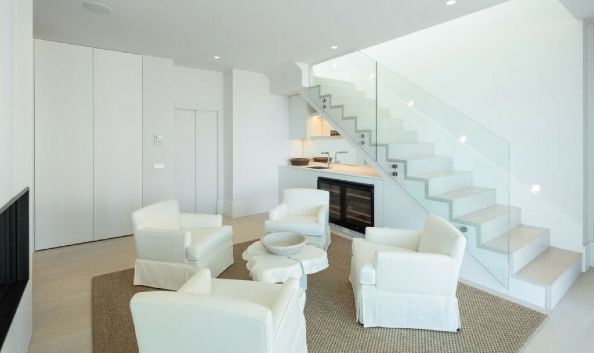 Resale - House -
La Quinta