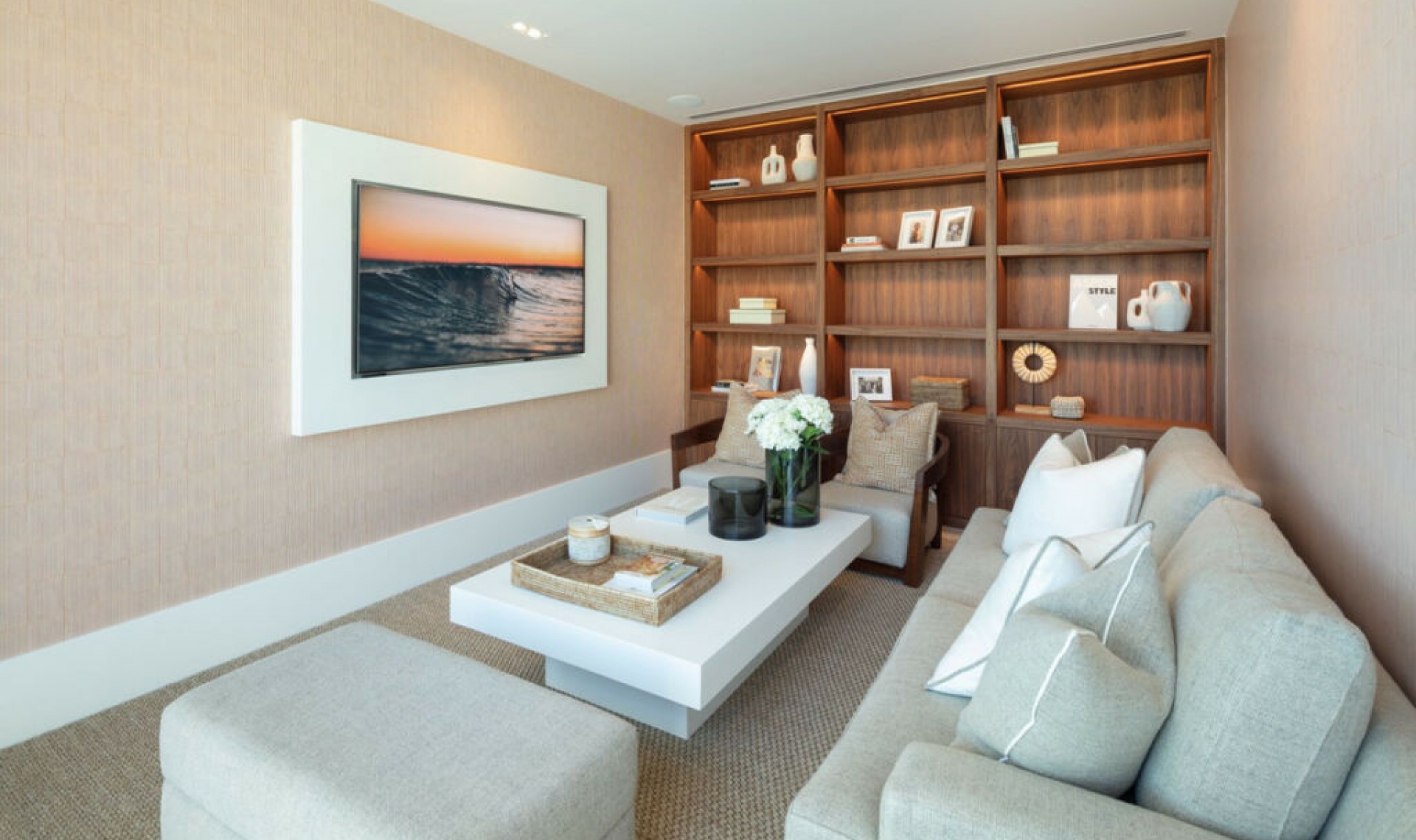 Resale - House -
La Quinta