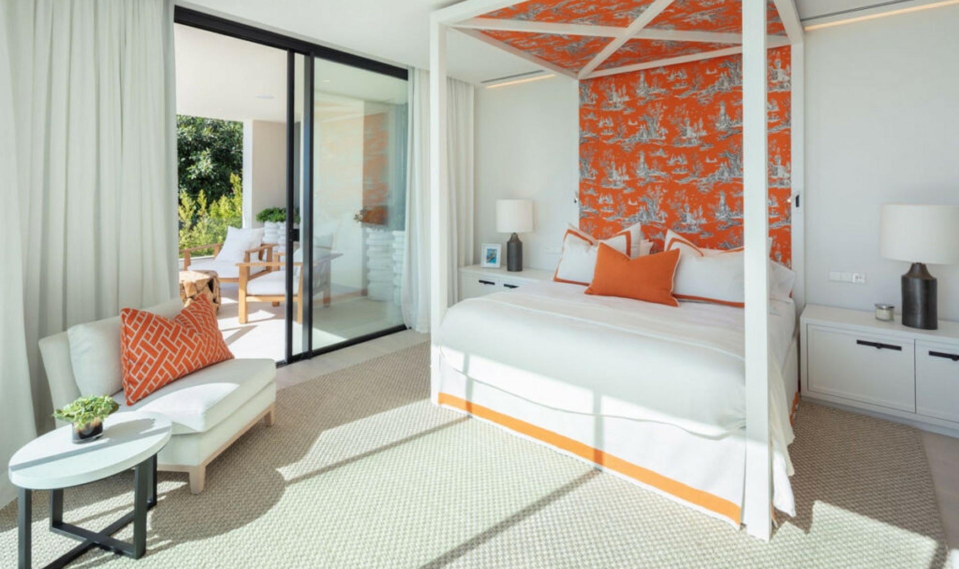 Resale - House -
La Quinta