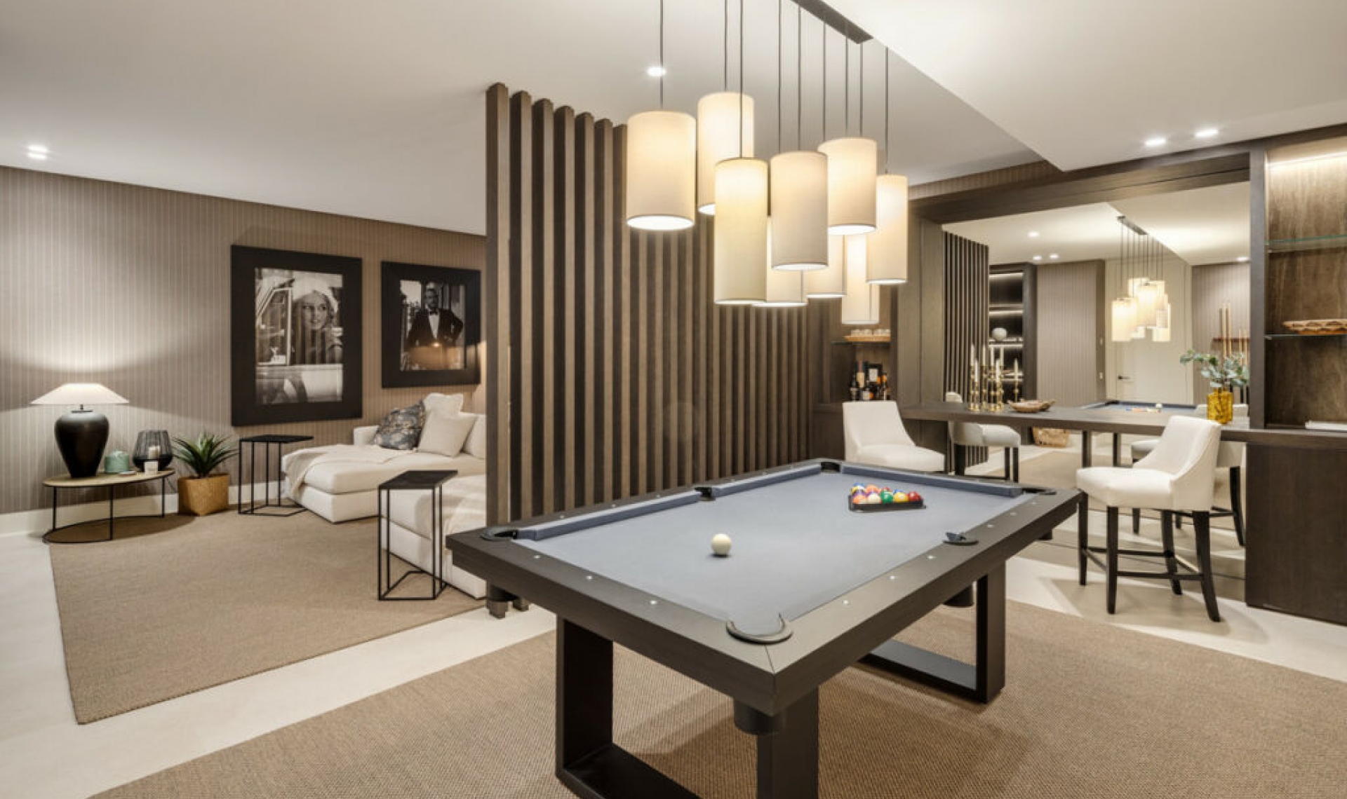 Resale - House -
La Quinta