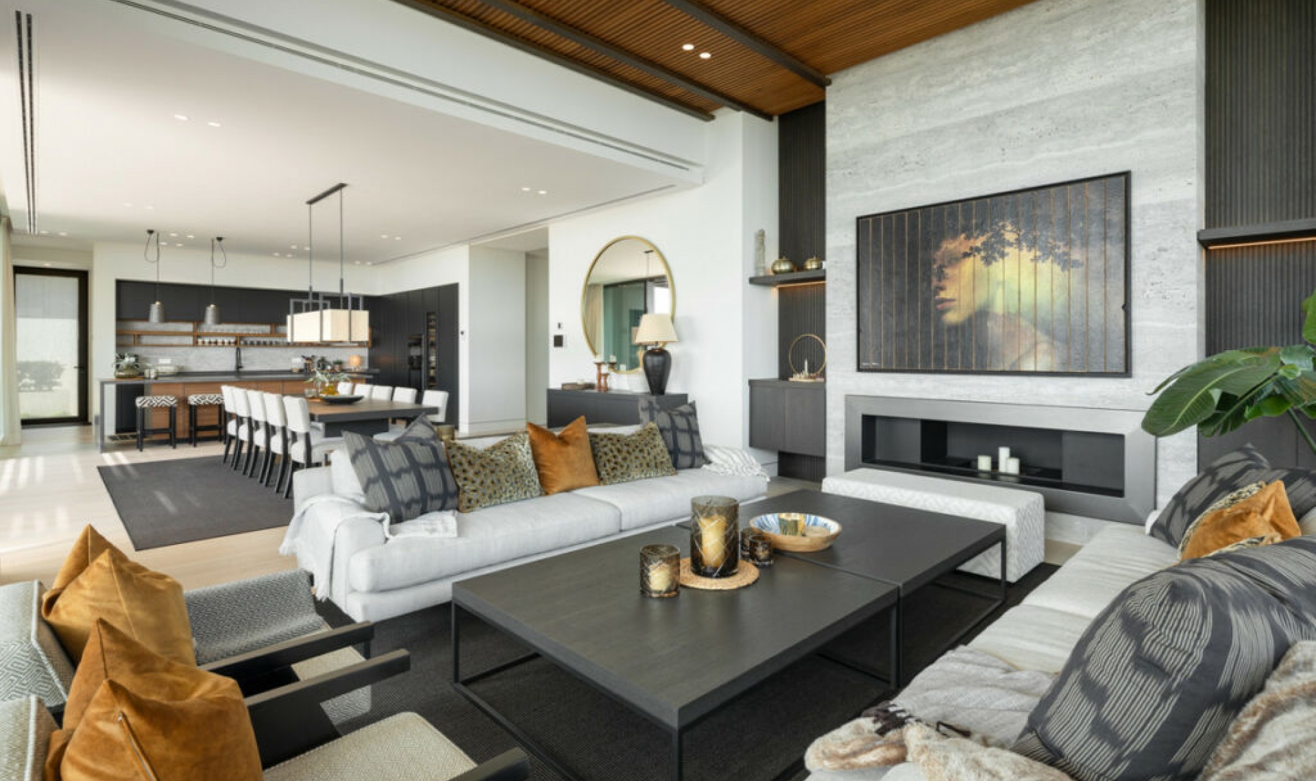 Resale - House -
La Quinta