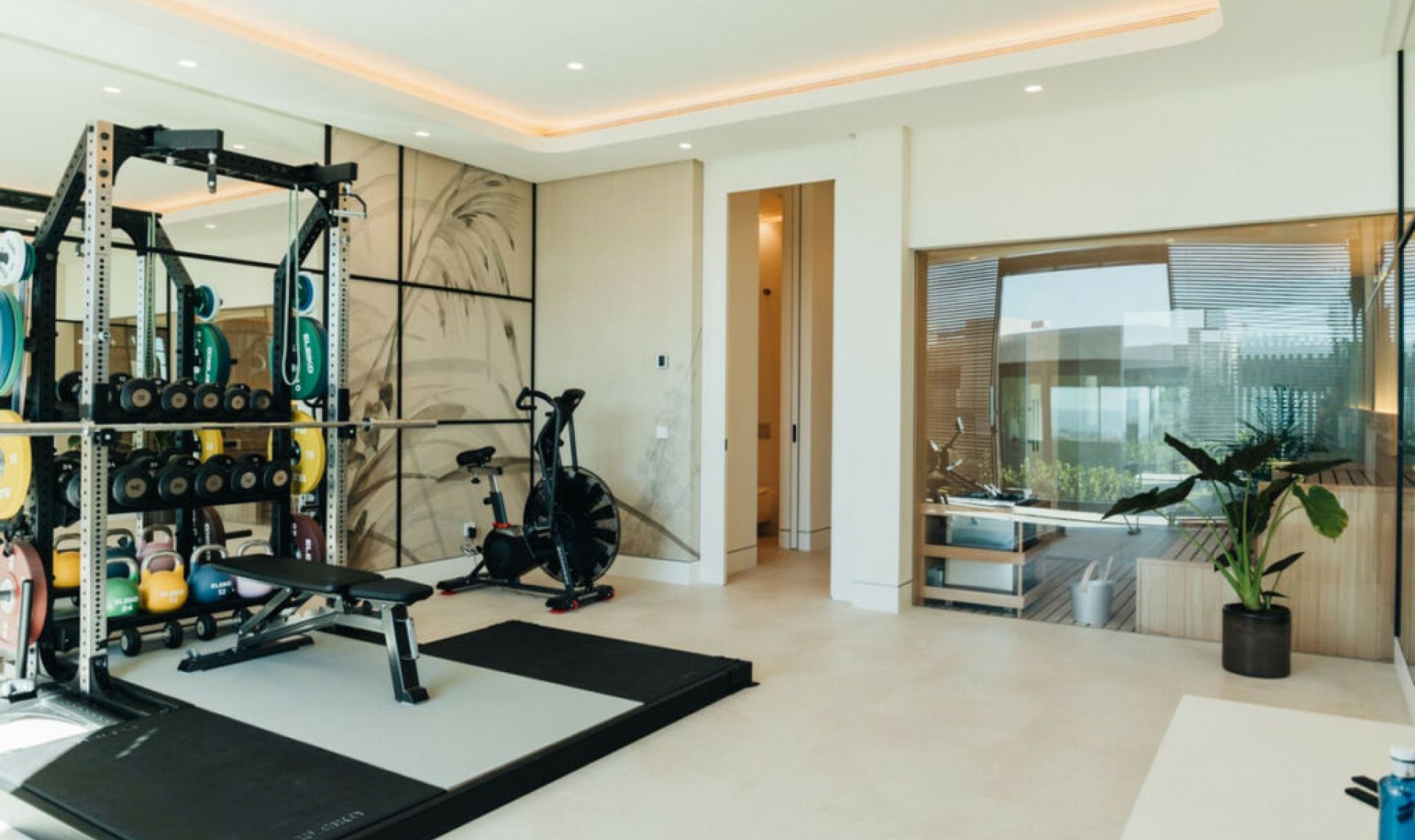 Resale - House -
La Quinta