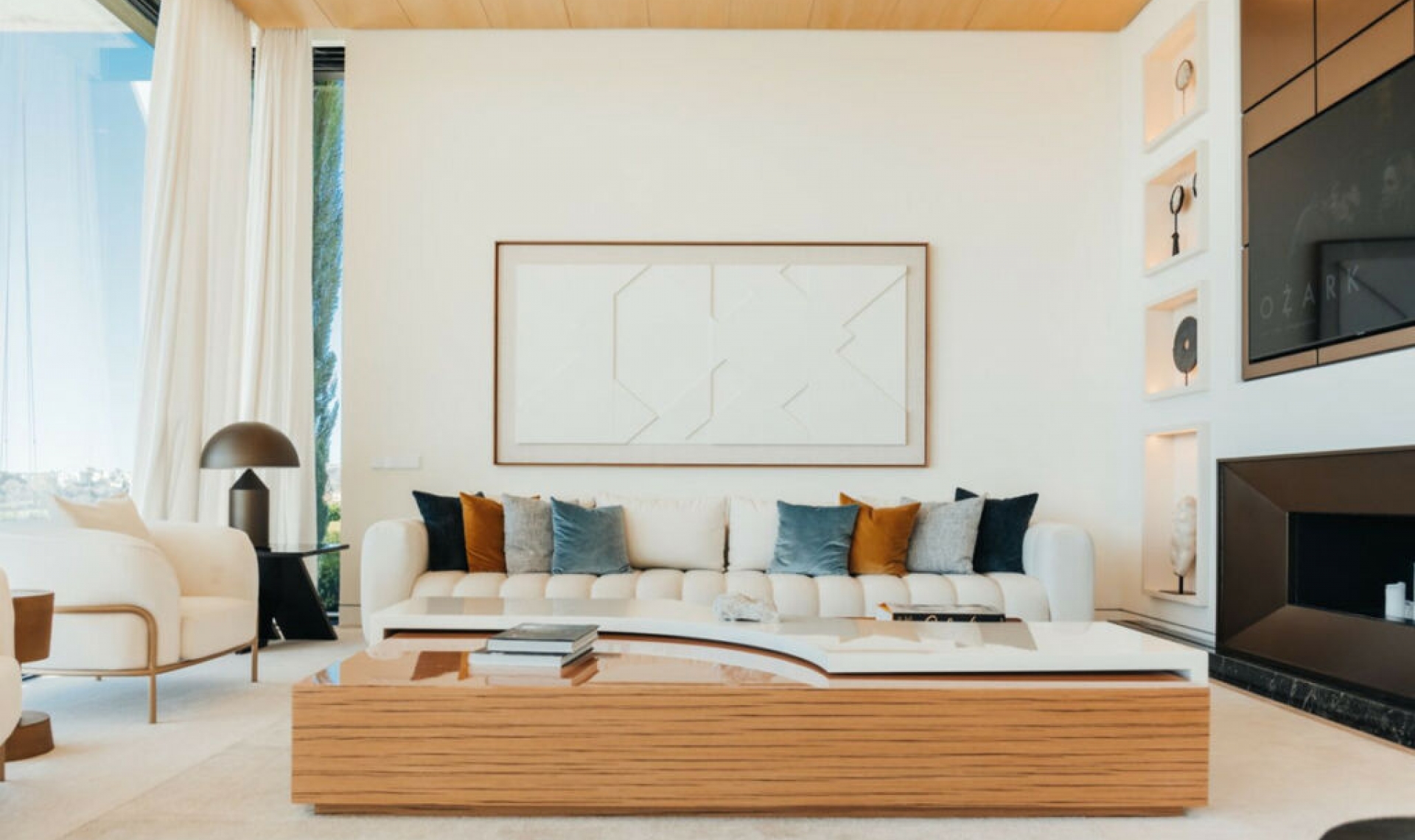 Resale - House -
La Quinta