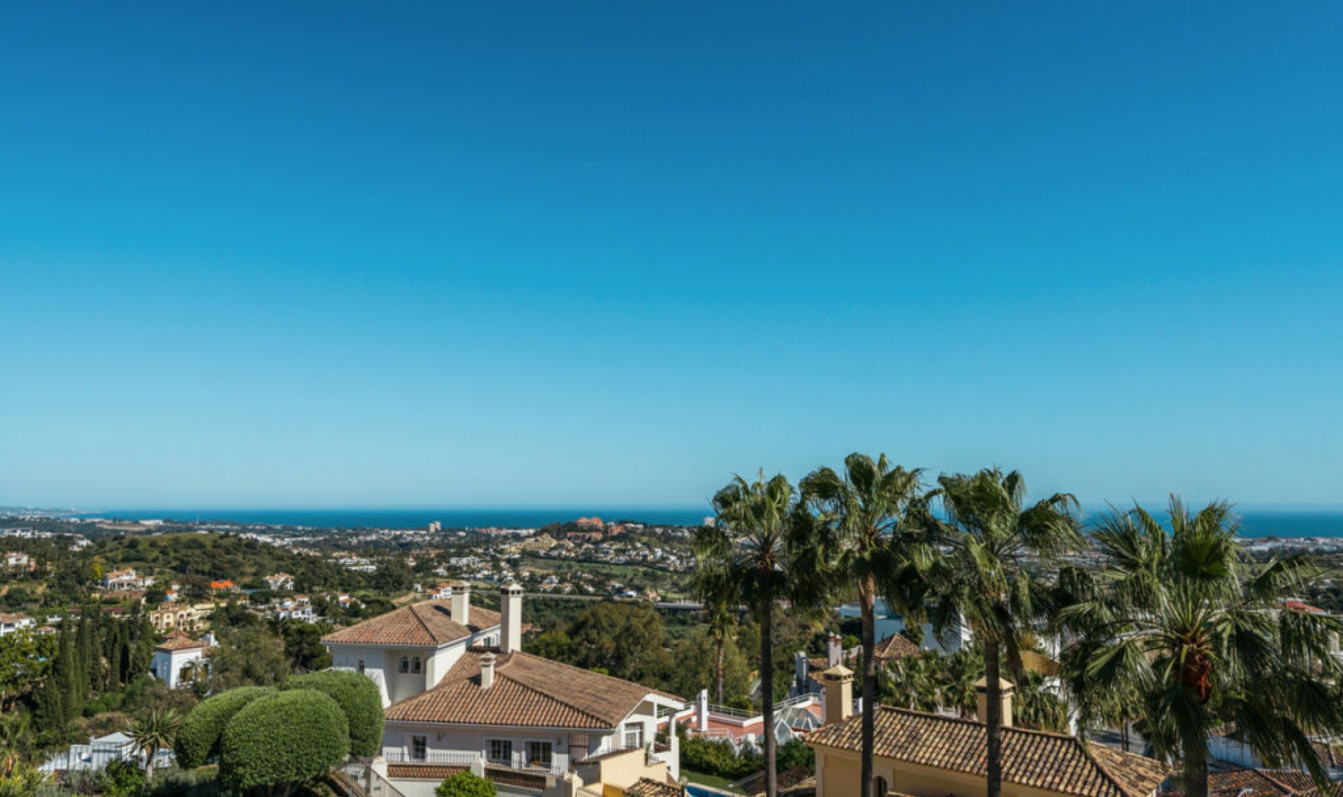 Resale - House -
La Quinta