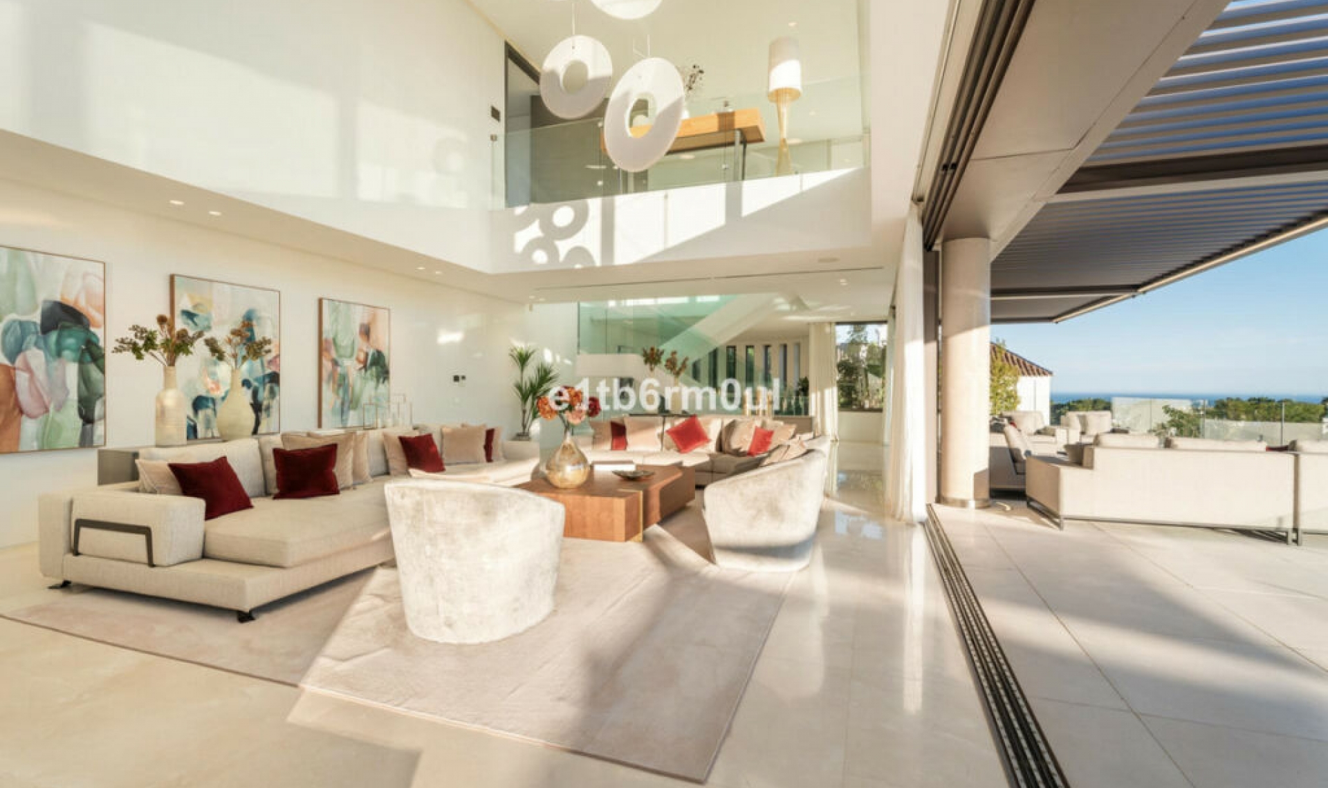 Resale - House -
La Quinta