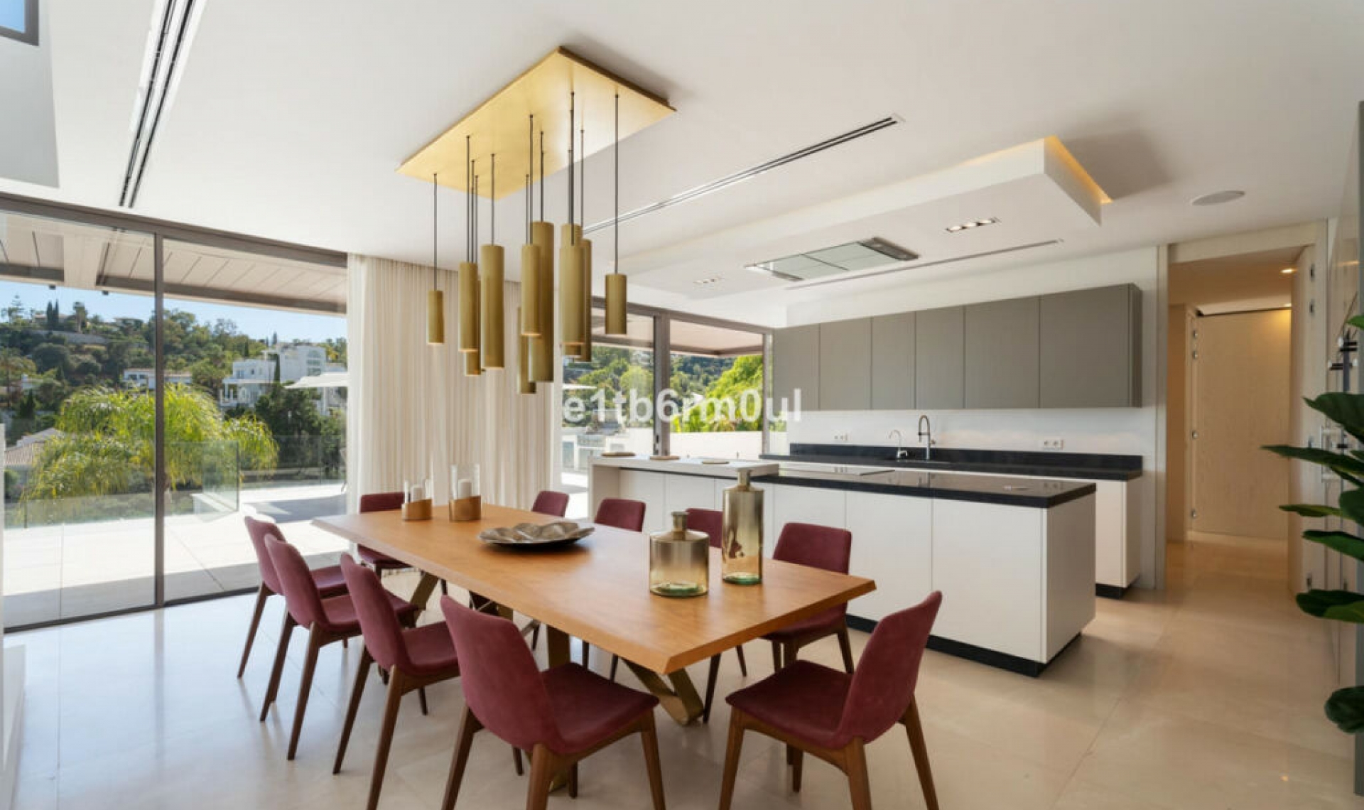 Resale - House -
La Quinta