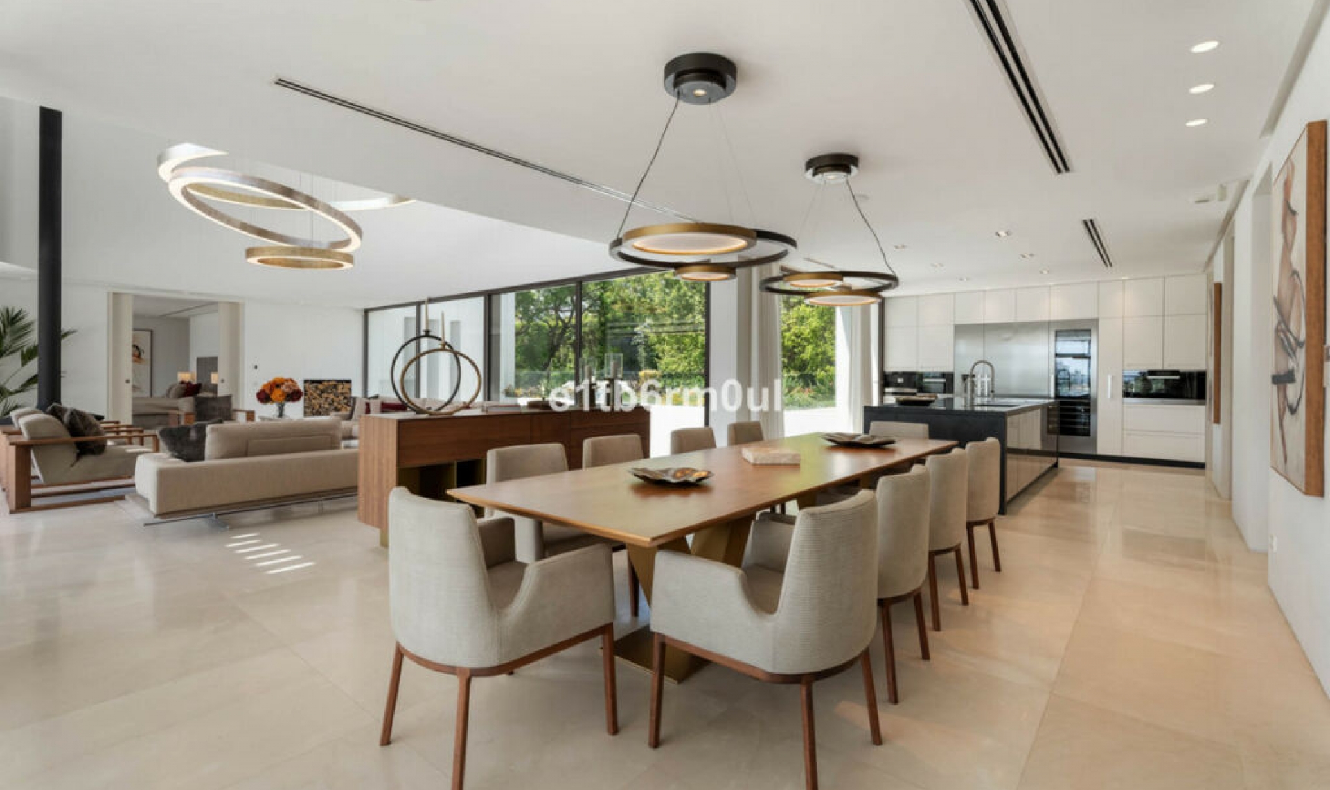 Resale - House -
La Quinta