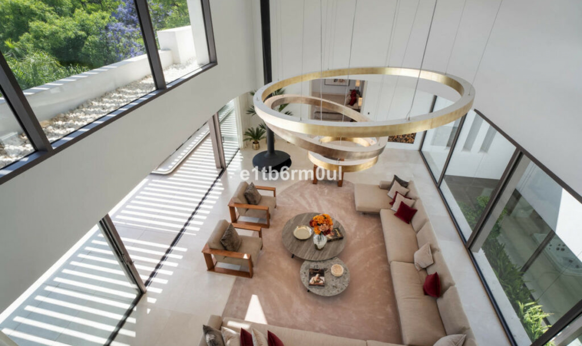 Resale - House -
La Quinta