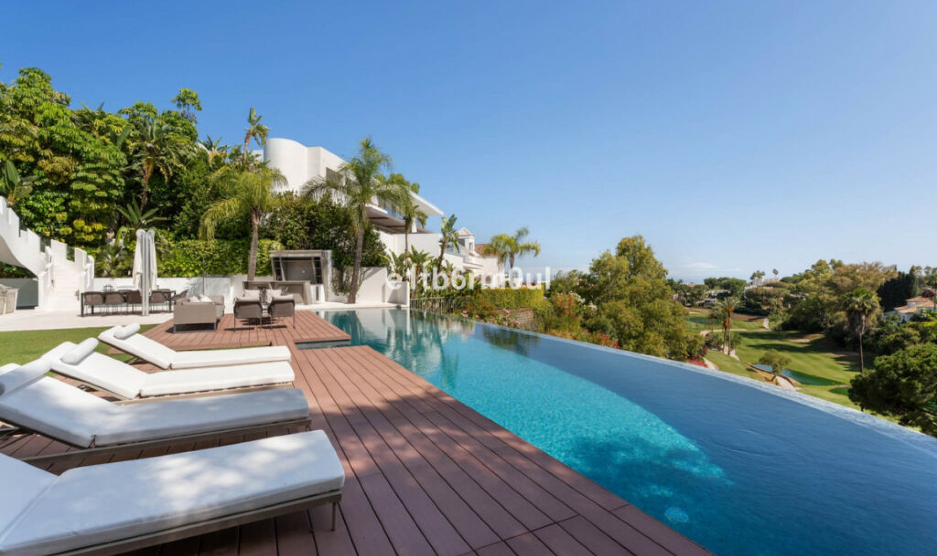 Resale - House -
La Quinta