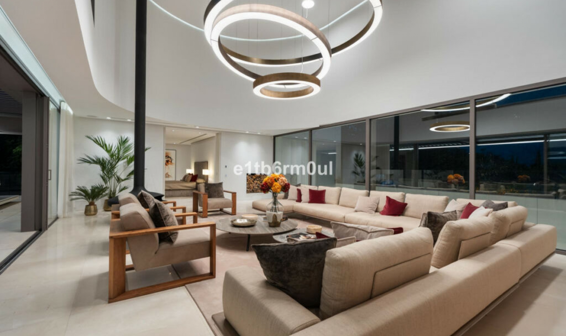 Resale - House -
La Quinta