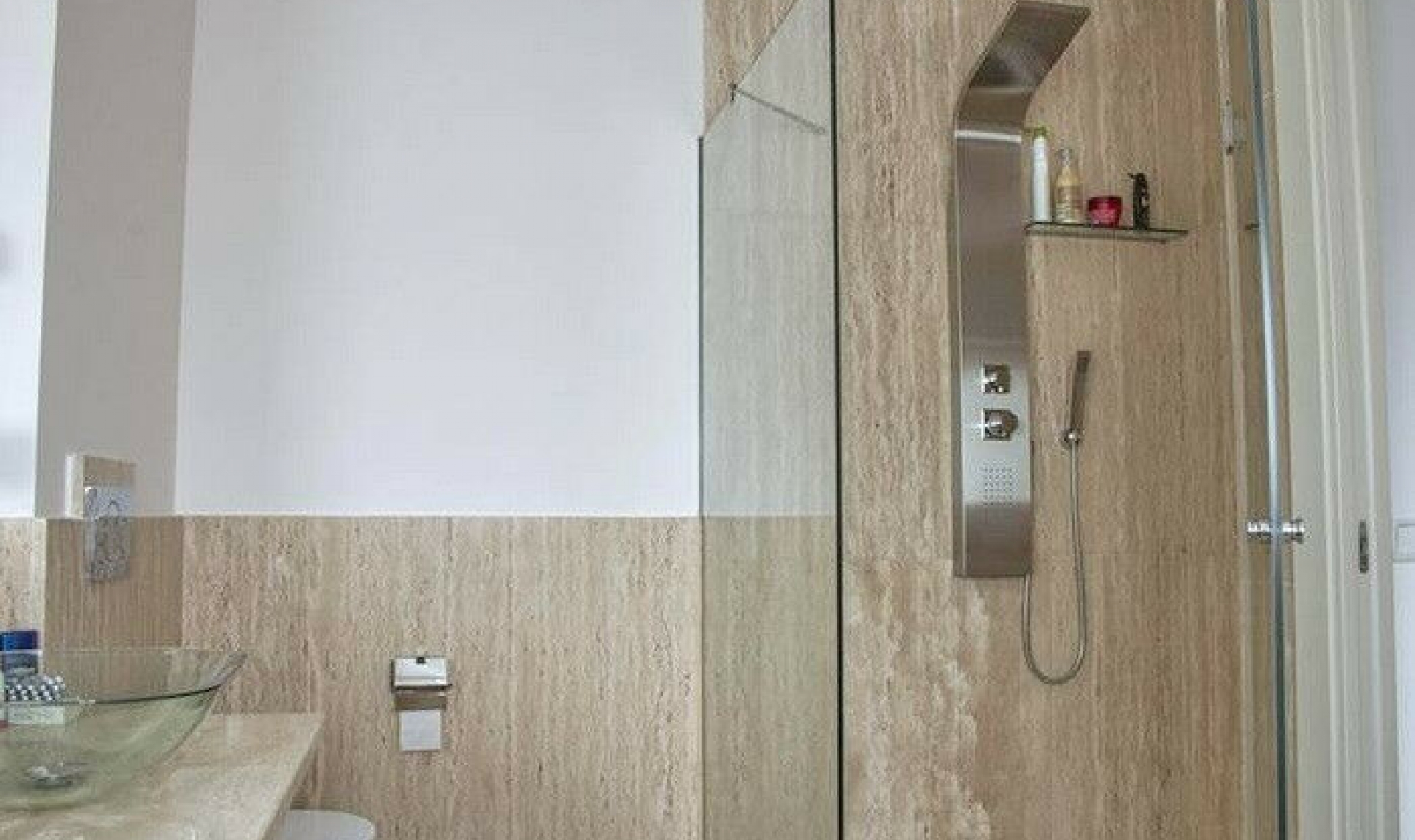 Resale - House -
La Quinta