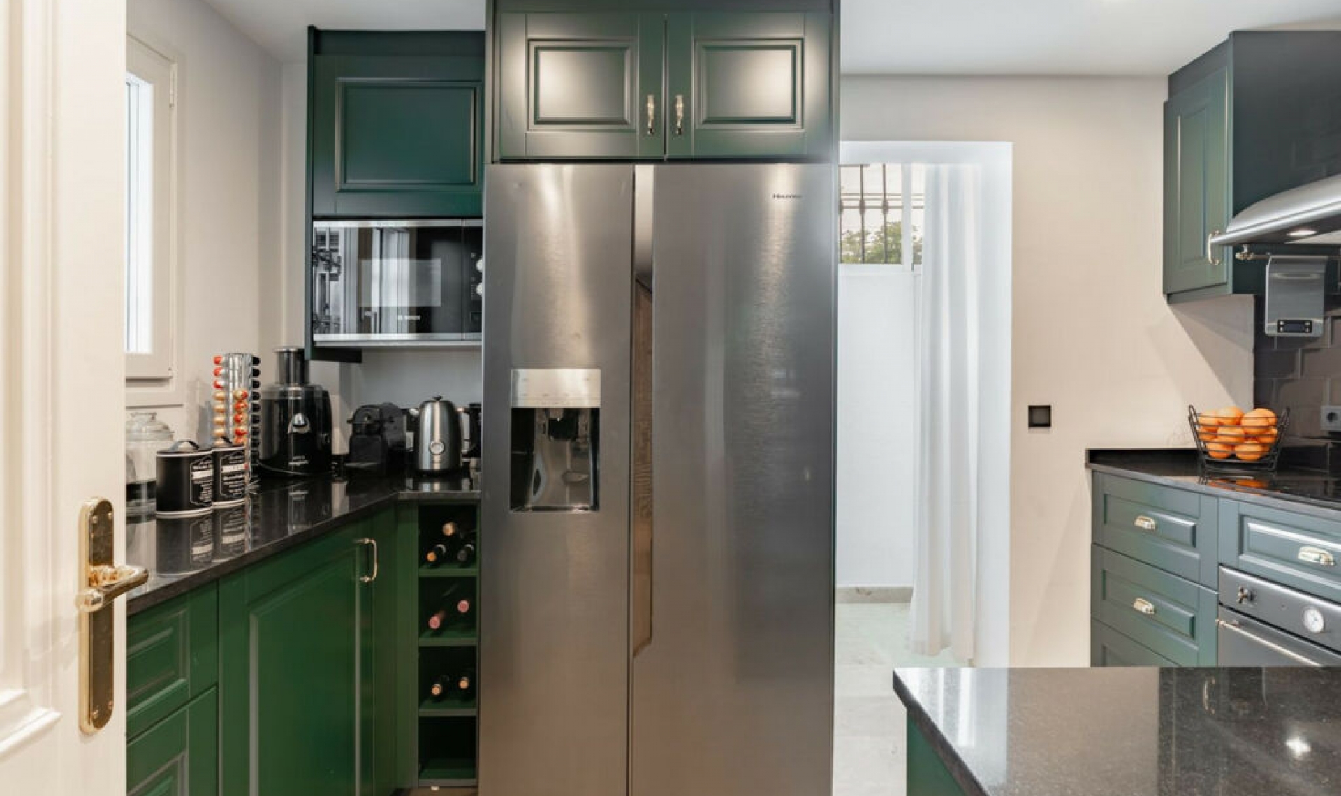 Resale - House -
La Quinta