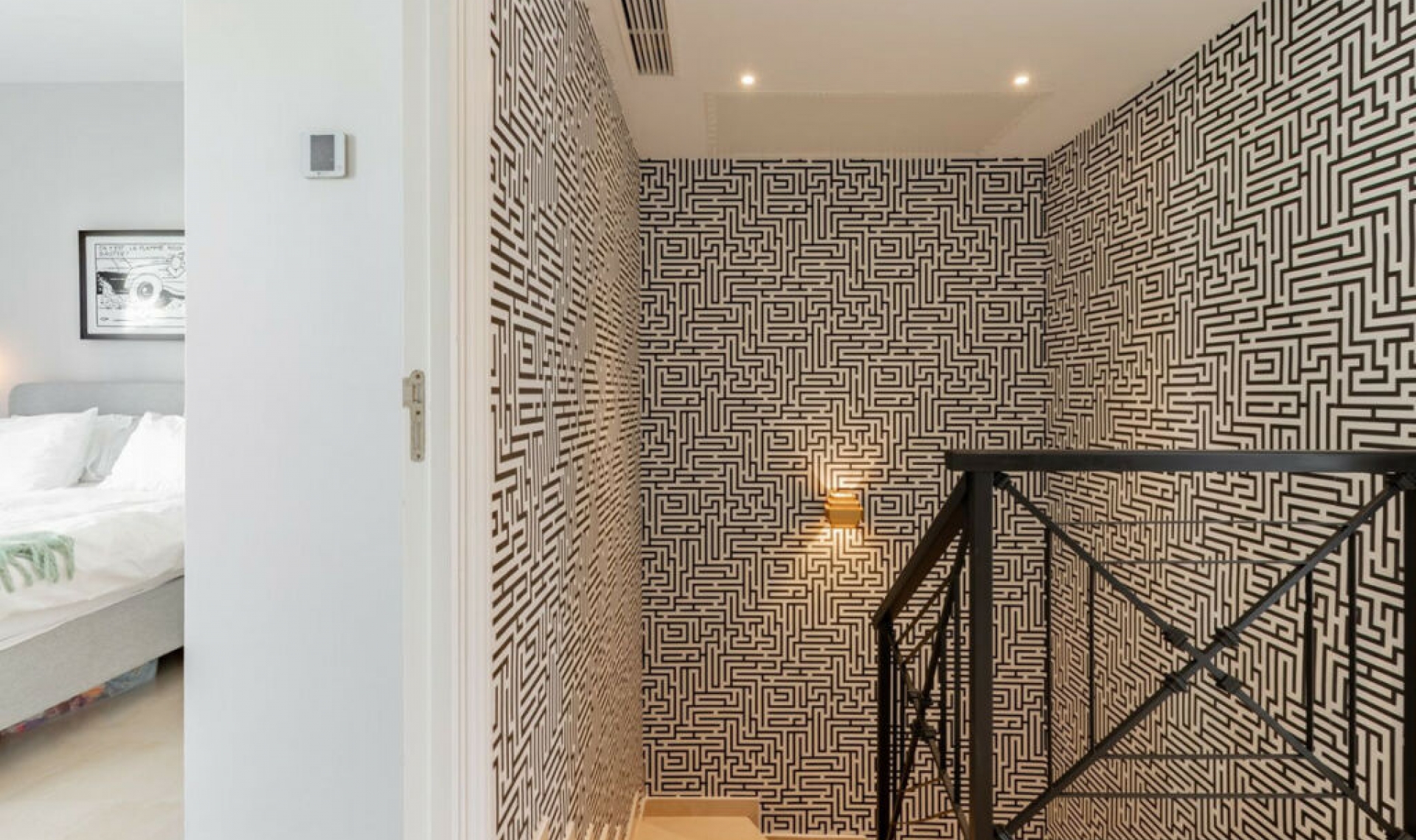 Resale - House -
La Quinta