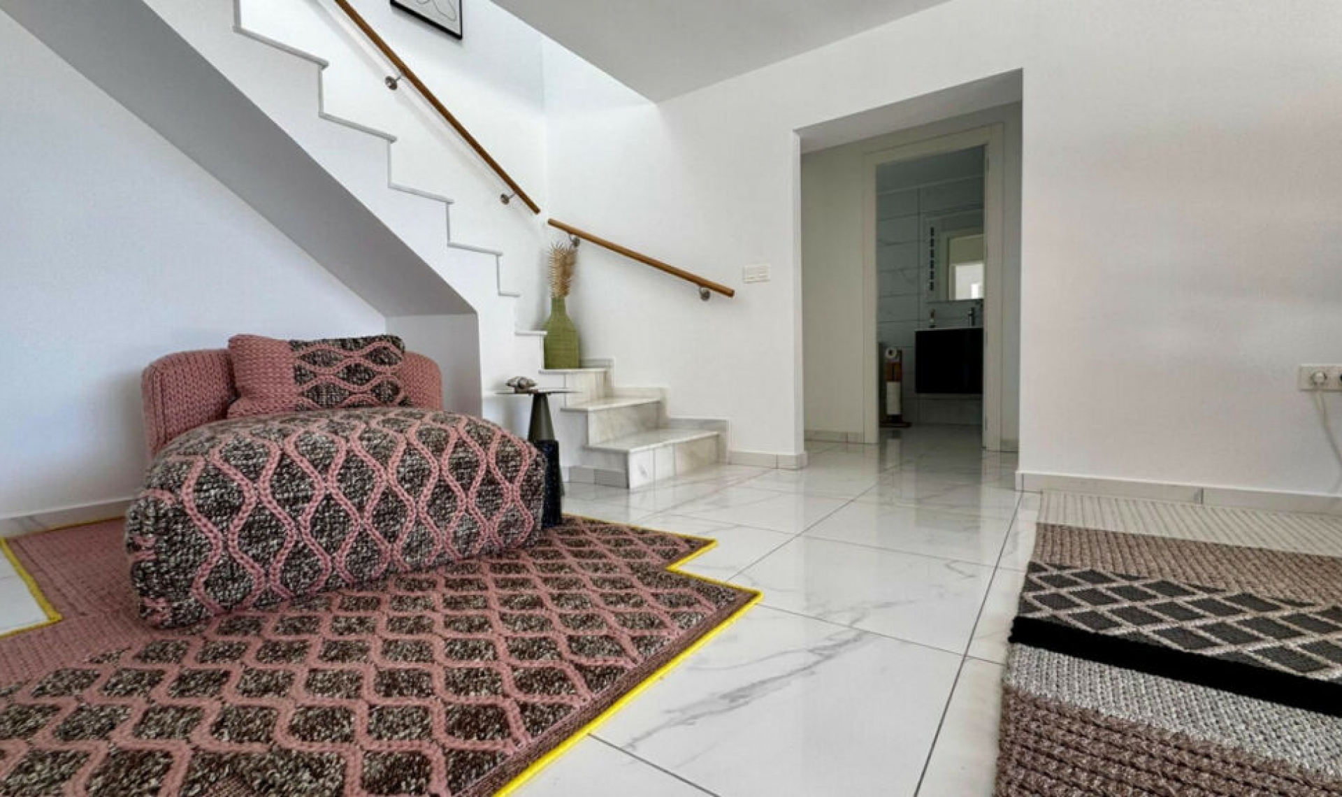 Resale - House -
La Veleta