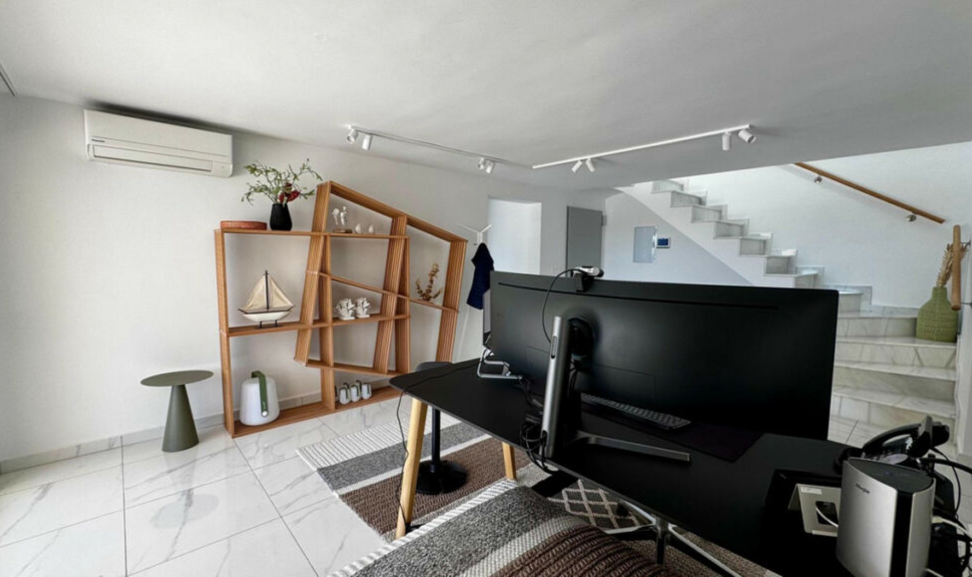 Resale - House -
La Veleta