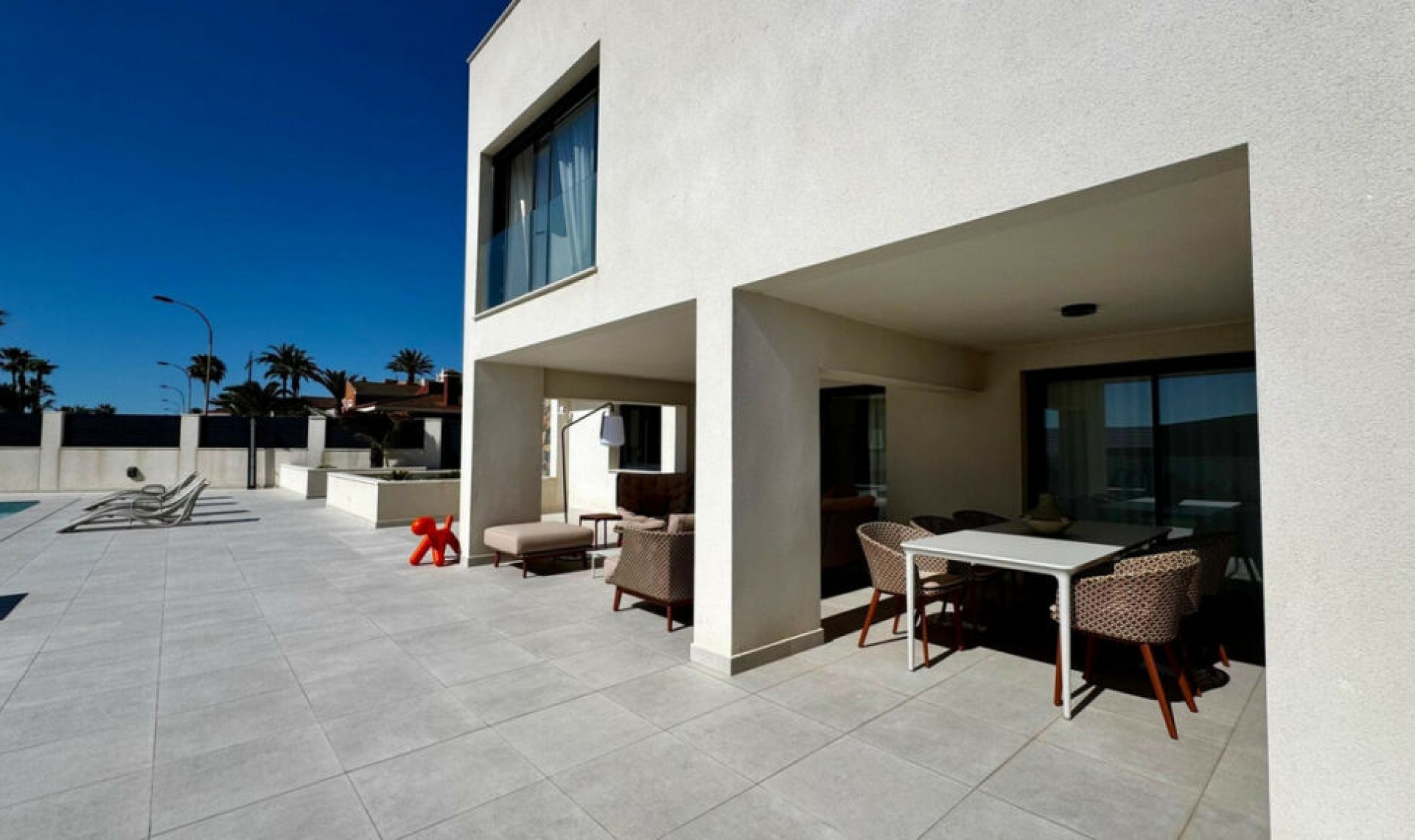 Resale - House -
La Veleta