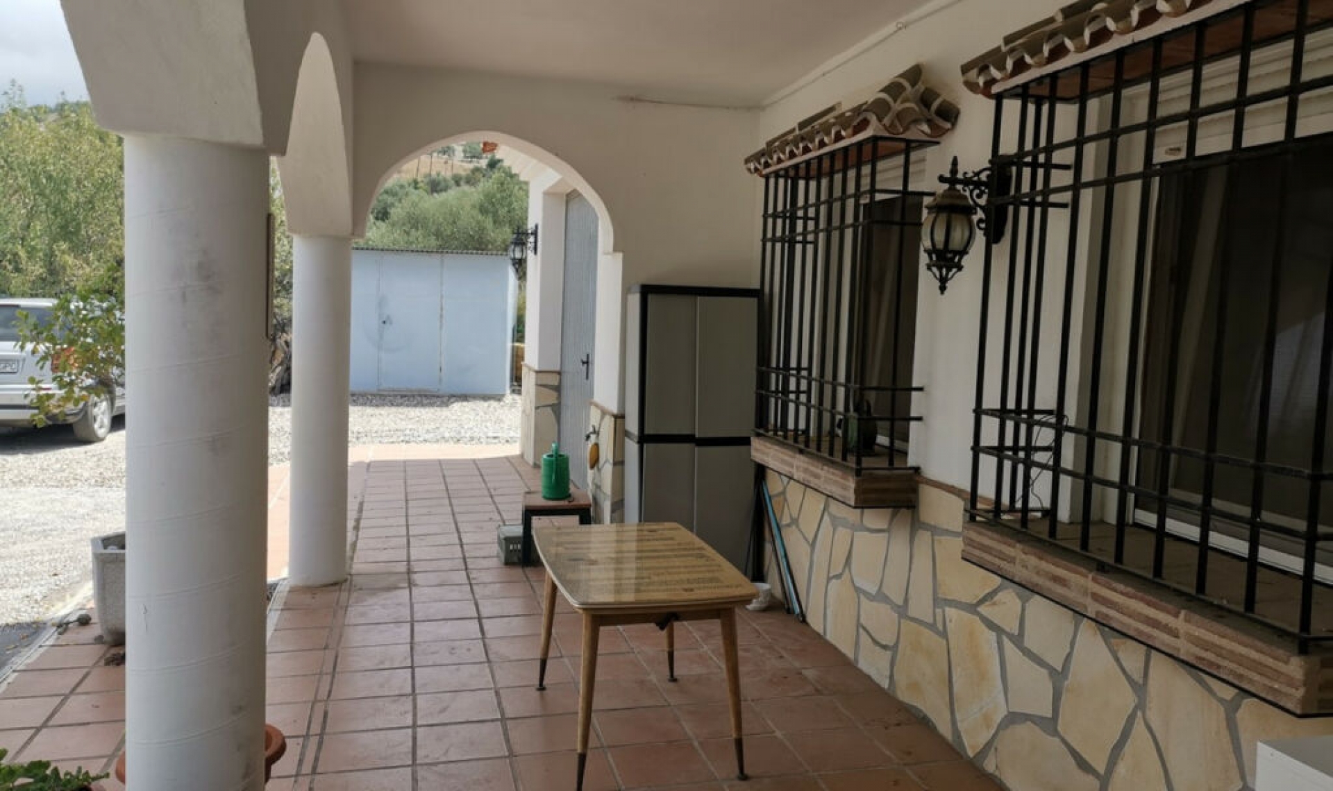 Resale - House -
La Viñuela