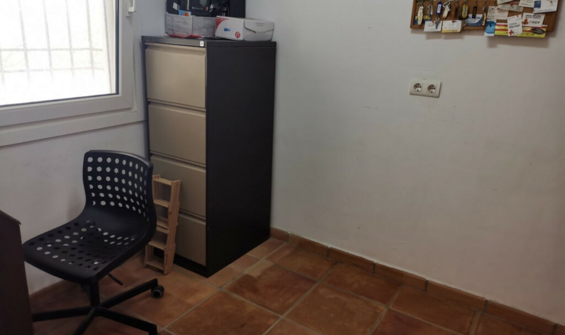 Resale - House -
La Viñuela