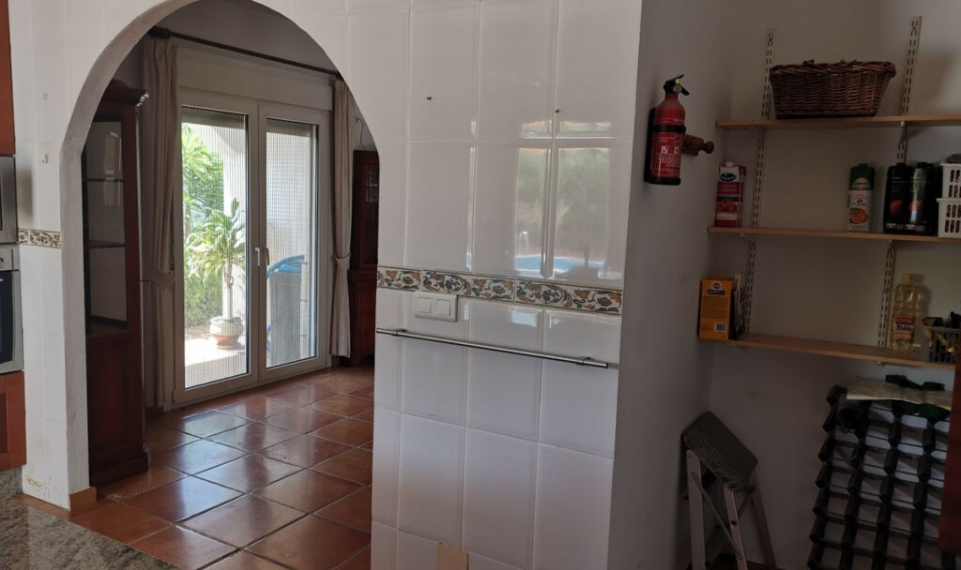 Resale - House -
La Viñuela