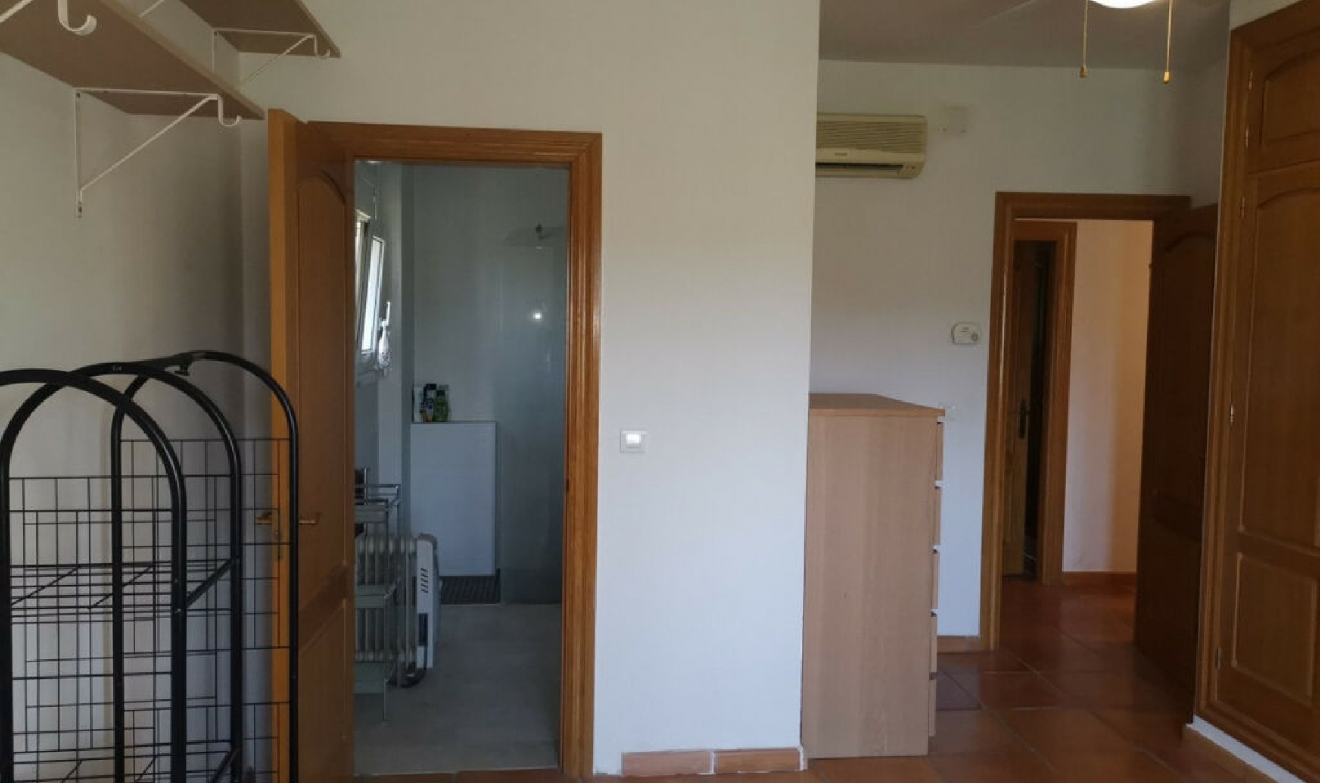 Resale - House -
La Viñuela