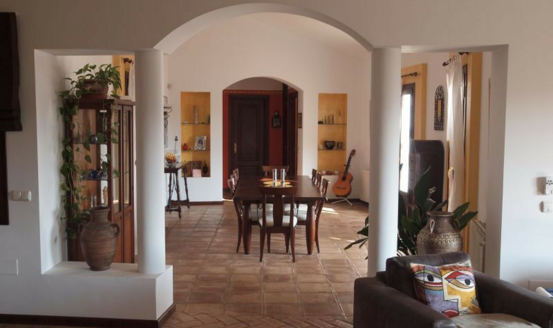 Resale - House -
La Viñuela