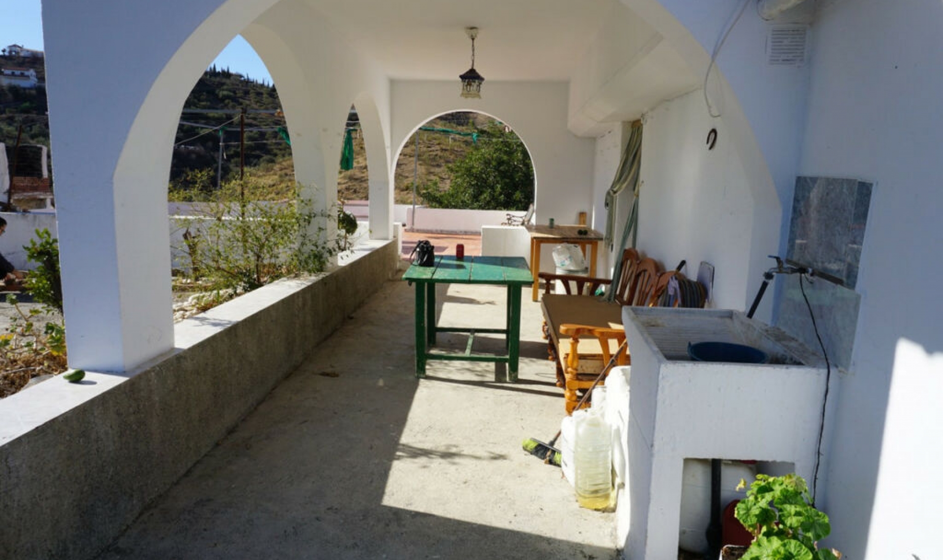 Resale - House -
La Viñuela