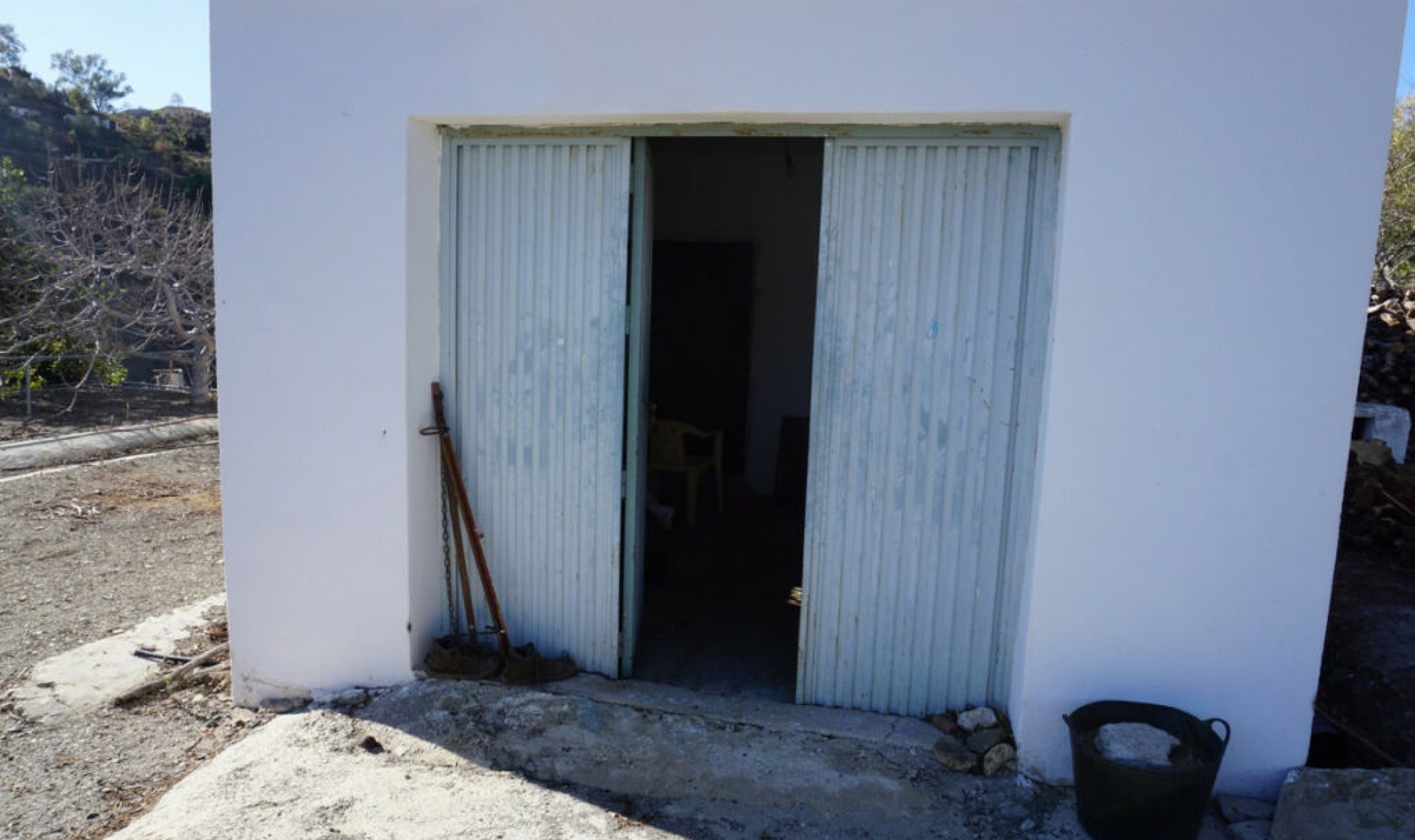 Resale - House -
La Viñuela