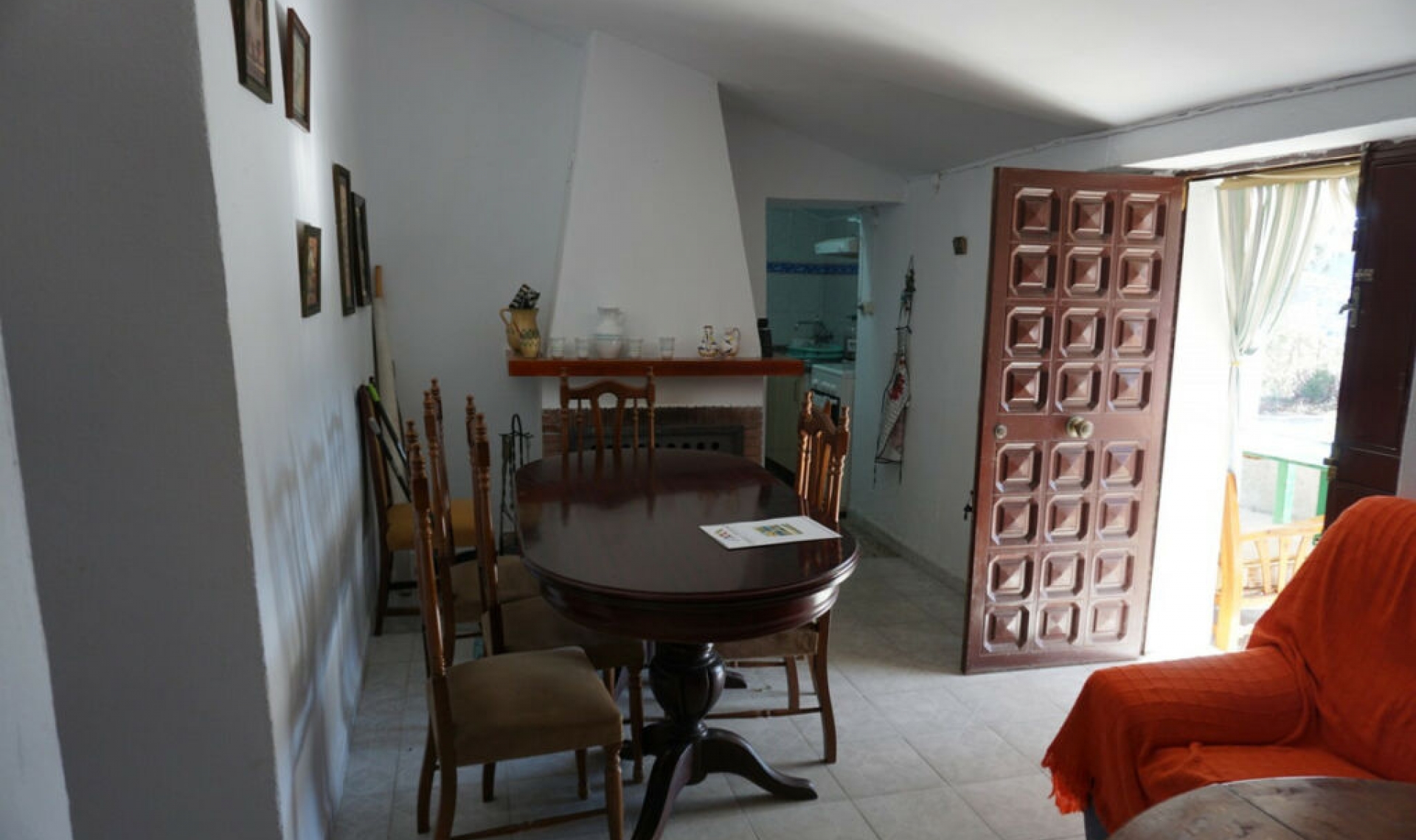 Resale - House -
La Viñuela