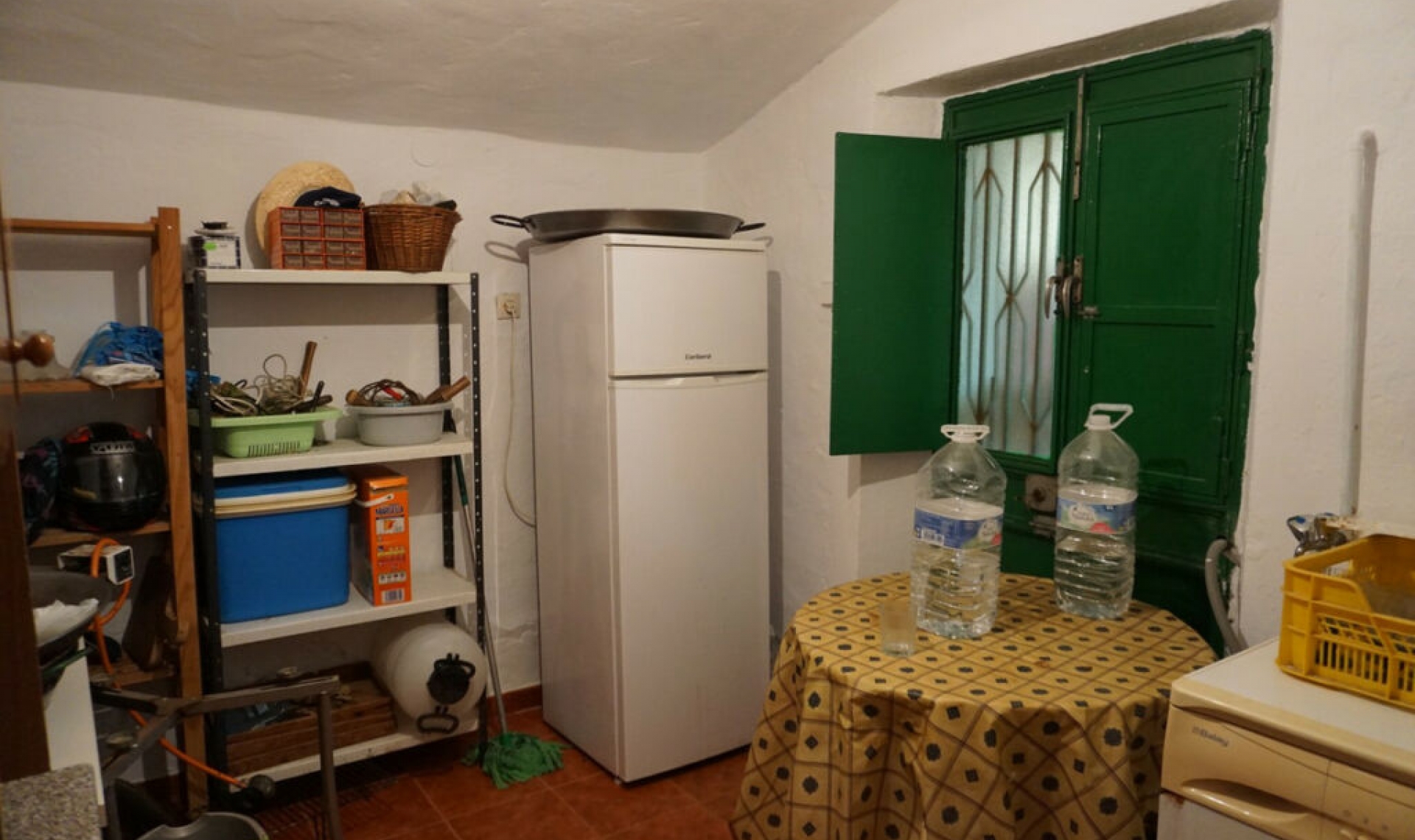 Resale - House -
La Viñuela