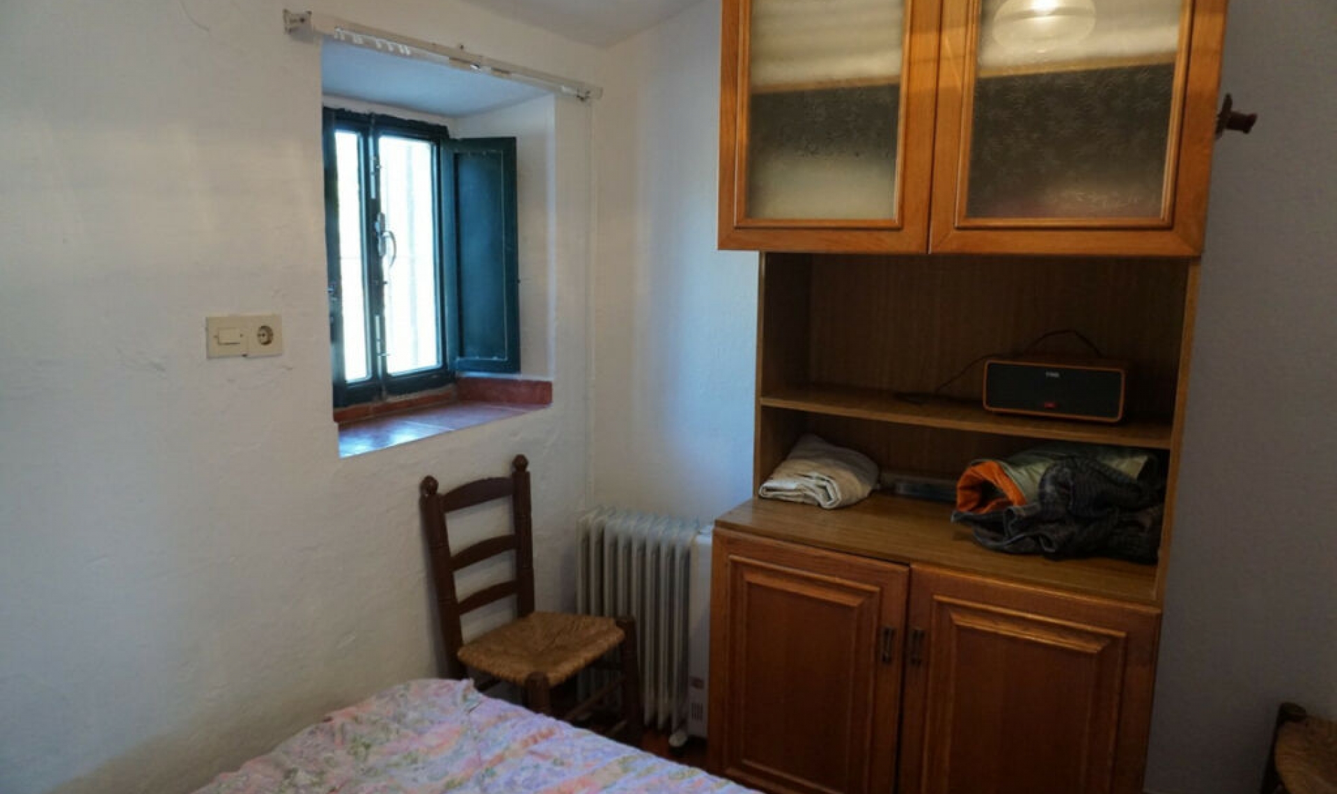 Resale - House -
La Viñuela