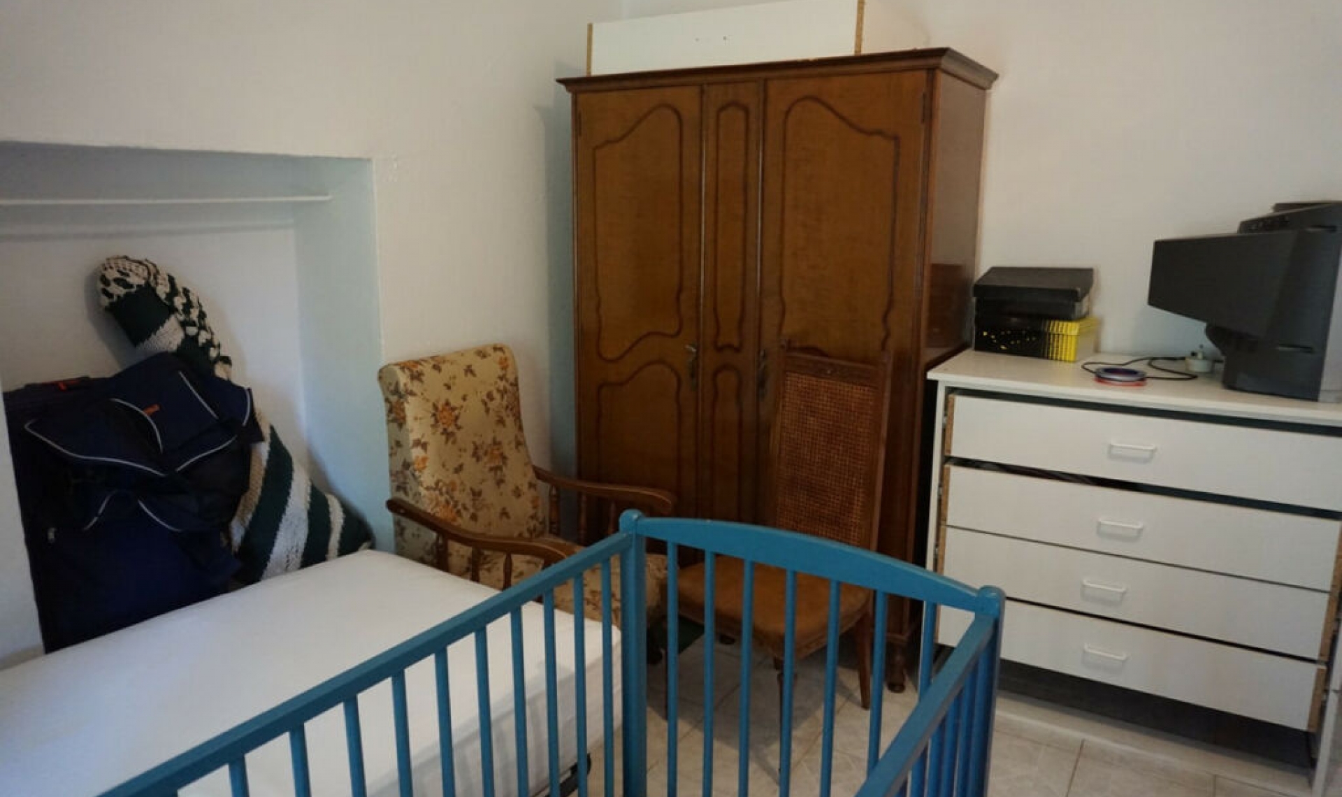 Resale - House -
La Viñuela