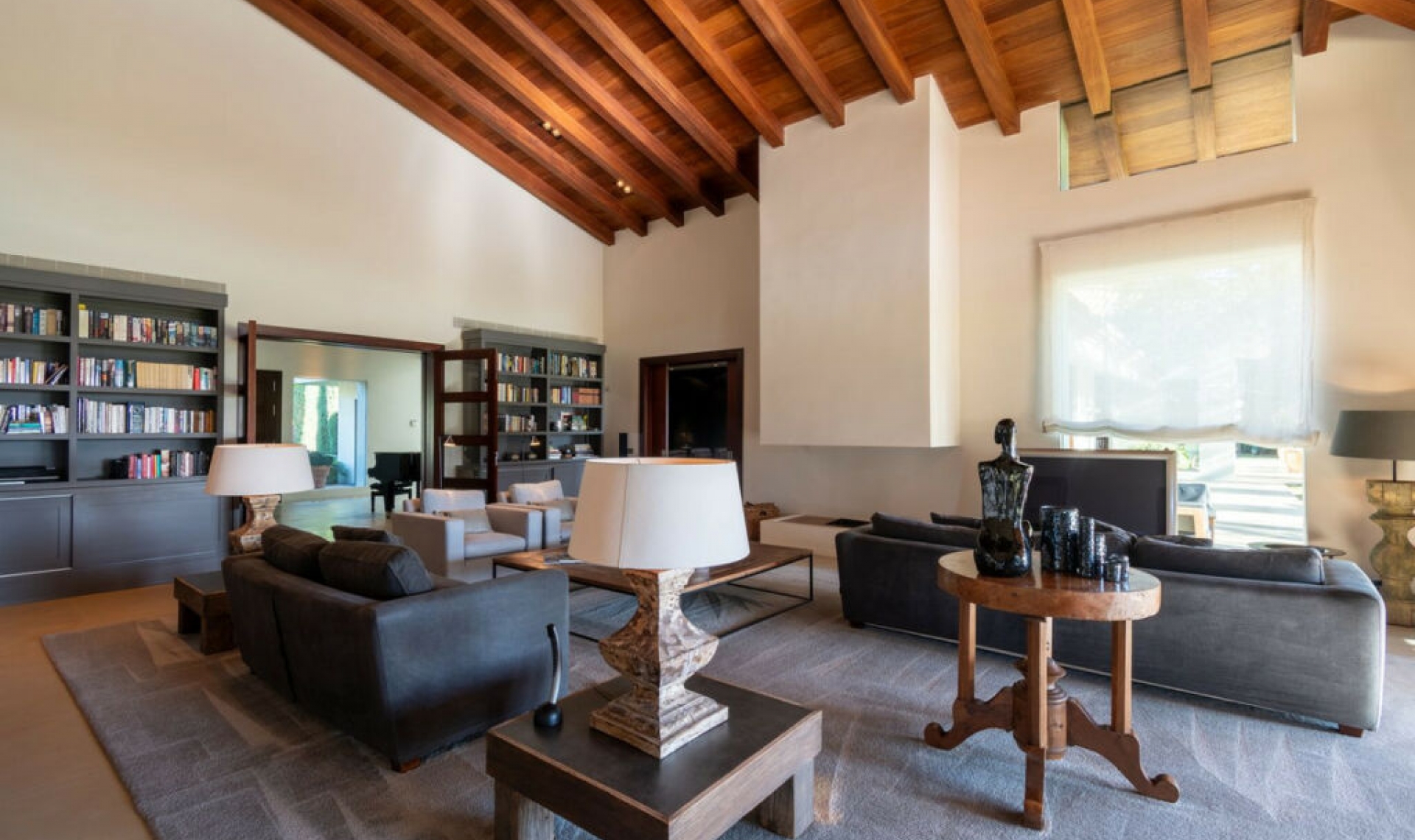 Resale - House -
La Zagaleta
