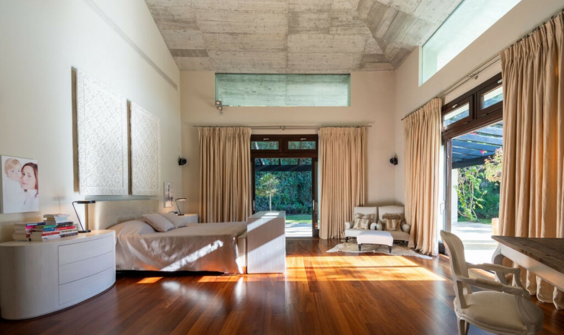 Resale - House -
La Zagaleta