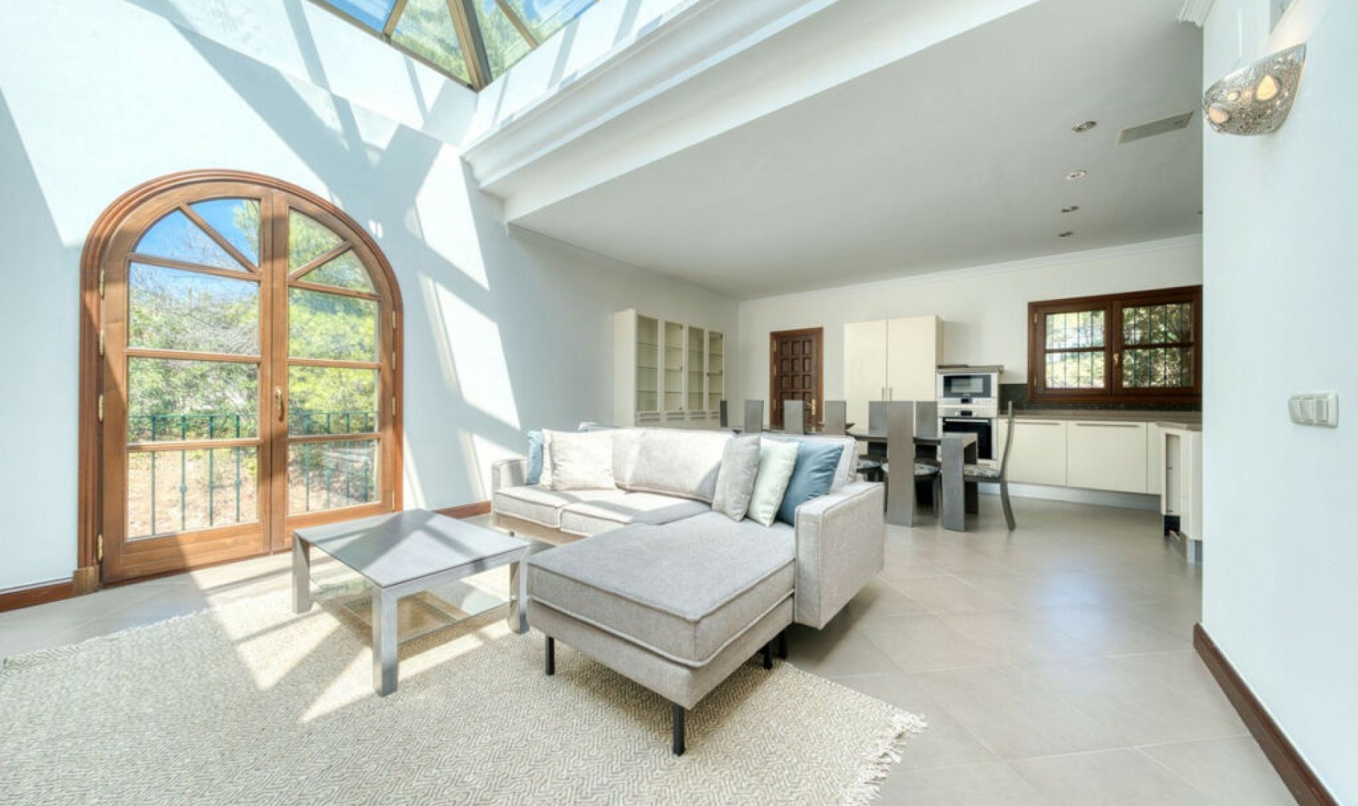 Resale - House -
La Zagaleta