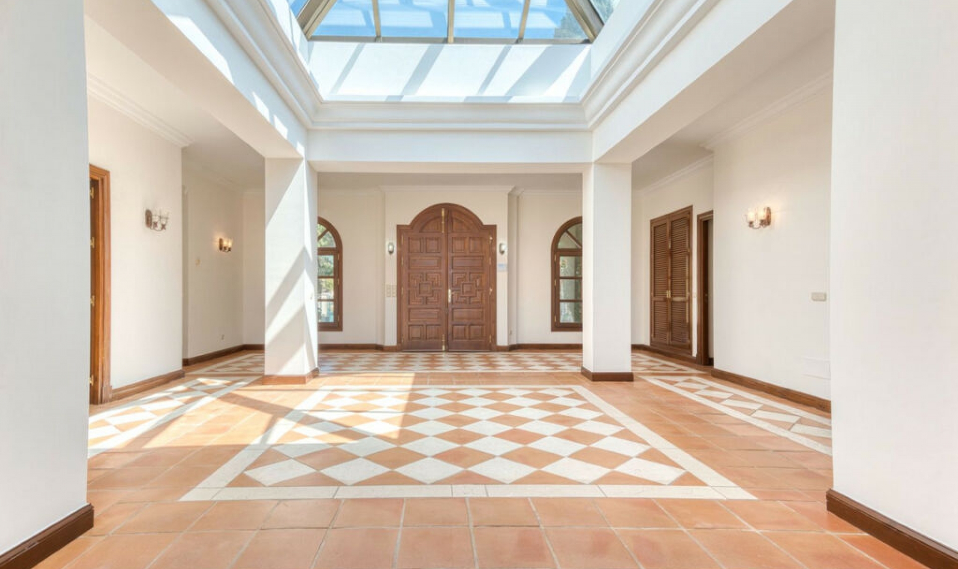 Resale - House -
La Zagaleta