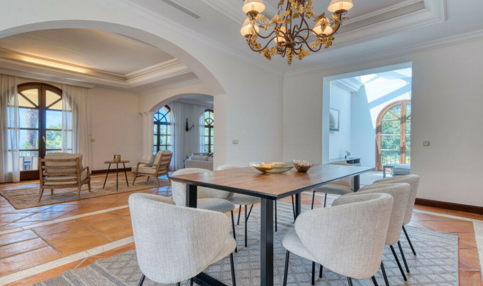 Resale - House -
La Zagaleta