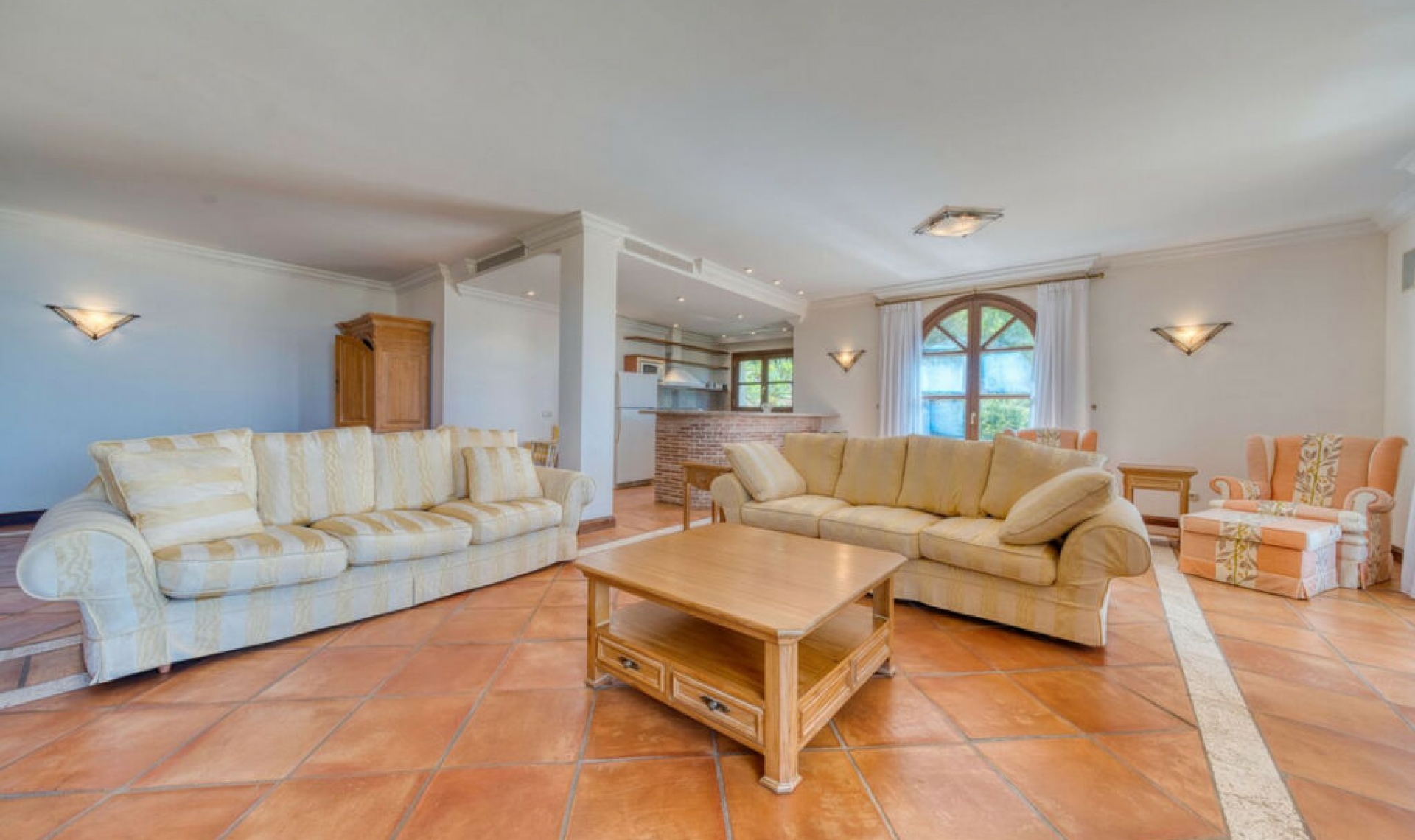 Resale - House -
La Zagaleta