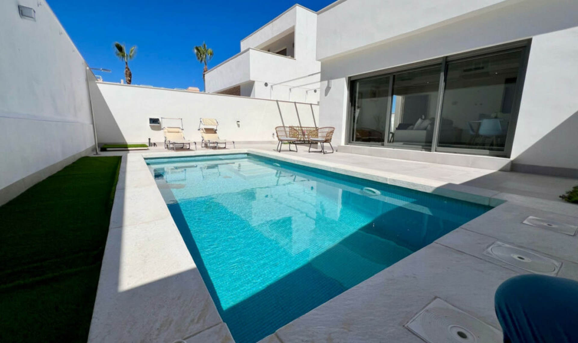 Resale - House -
La Zenia