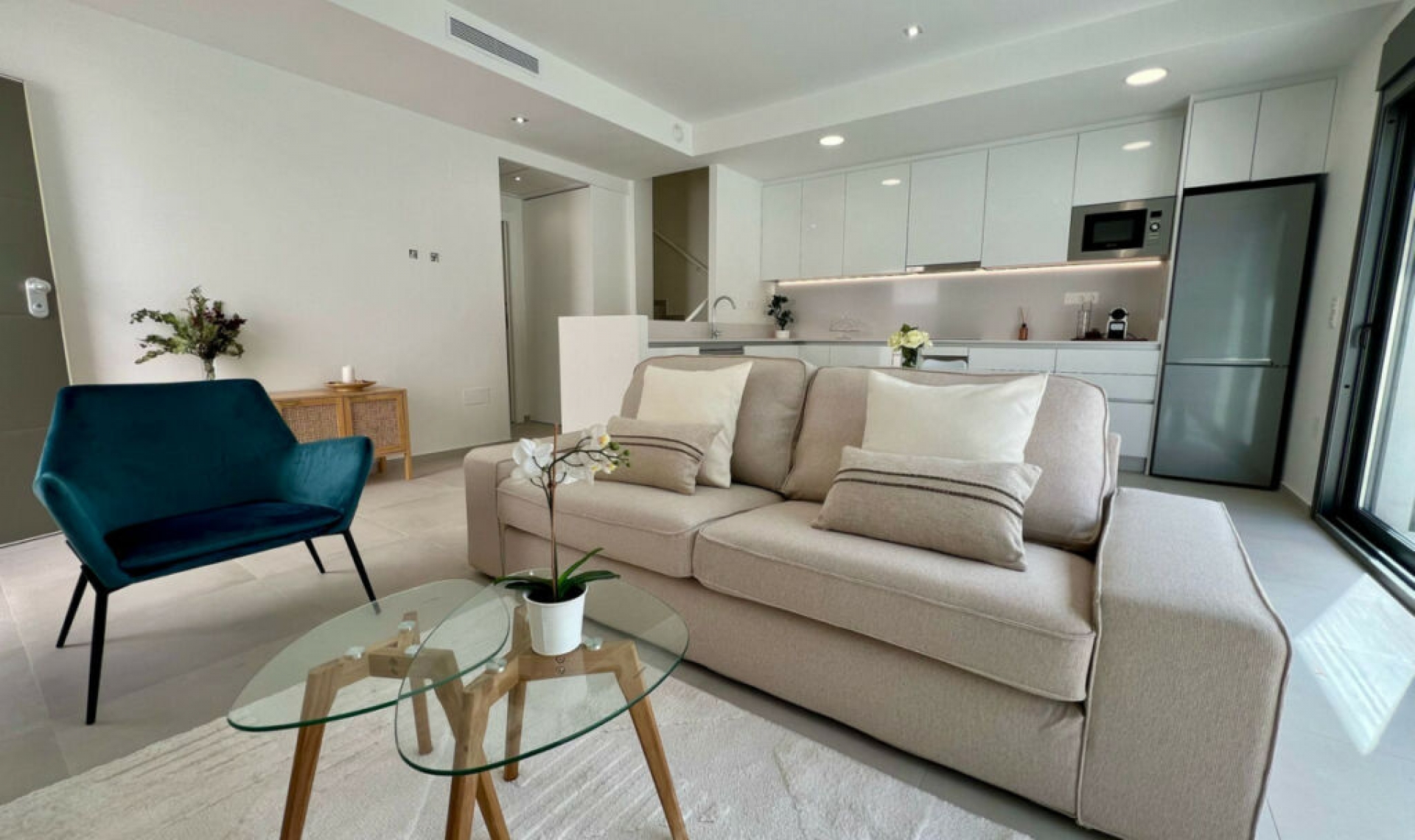 Resale - House -
La Zenia