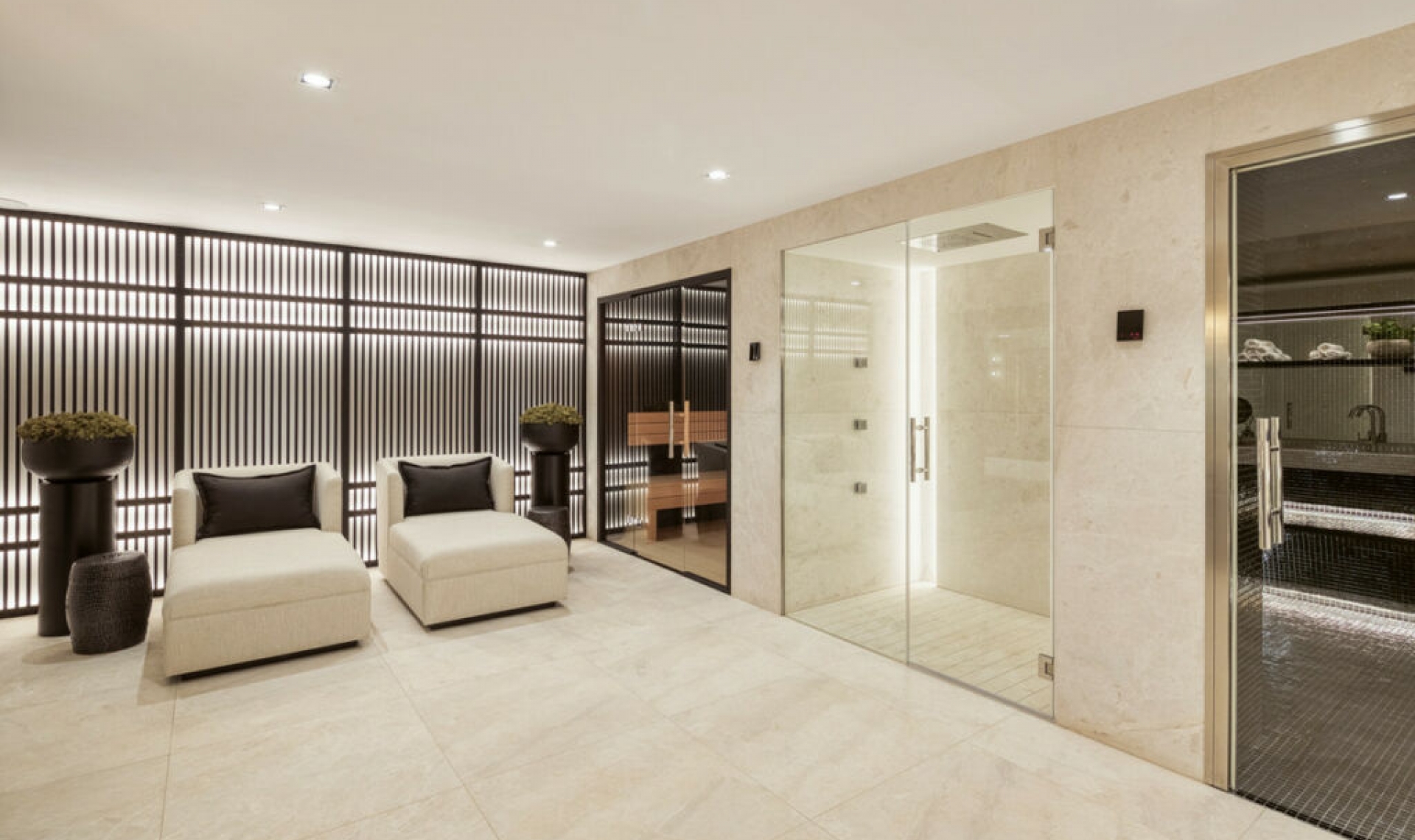 Resale - House -
Las Brisas