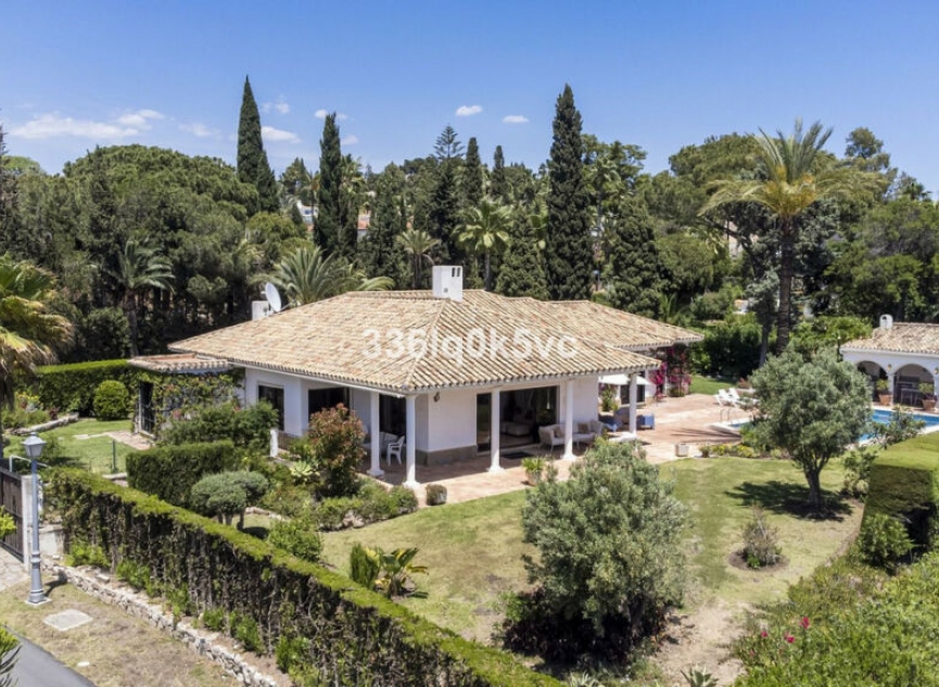 Resale - House -
Las Chapas