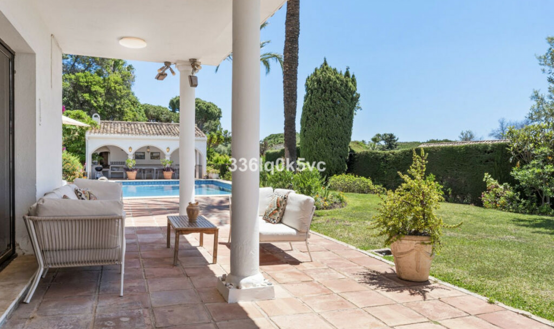 Resale - House -
Las Chapas