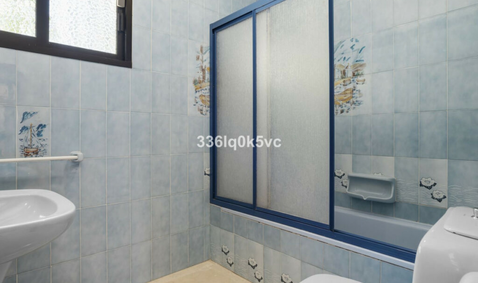 Resale - House -
Las Chapas