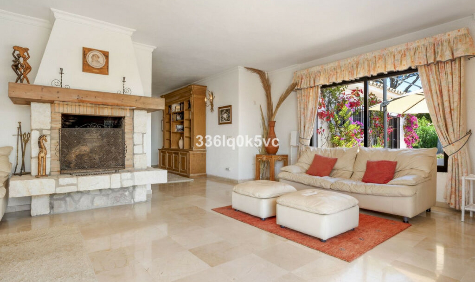 Resale - House -
Las Chapas