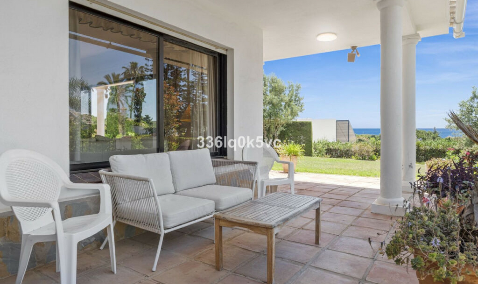 Resale - House -
Las Chapas