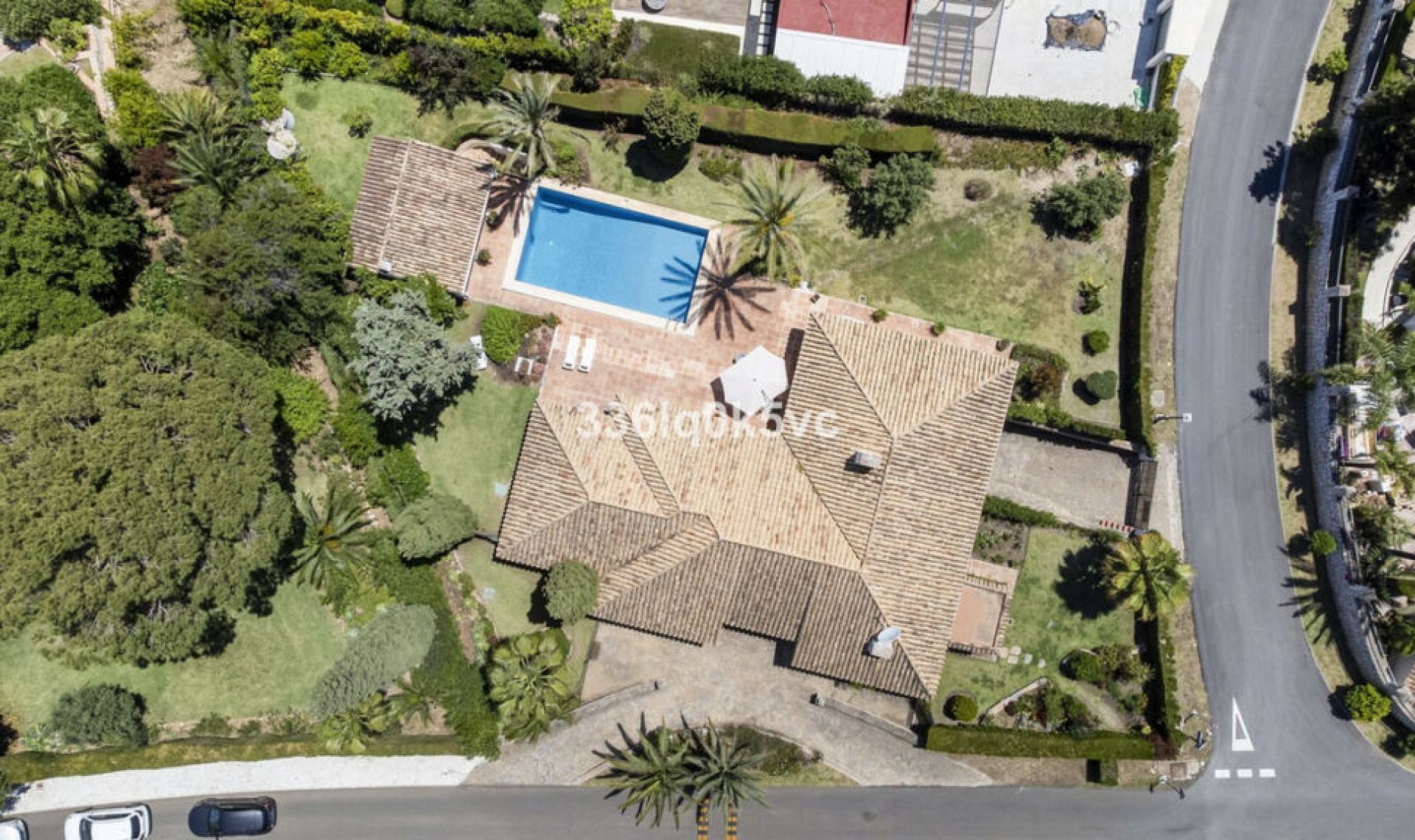 Resale - House -
Las Chapas