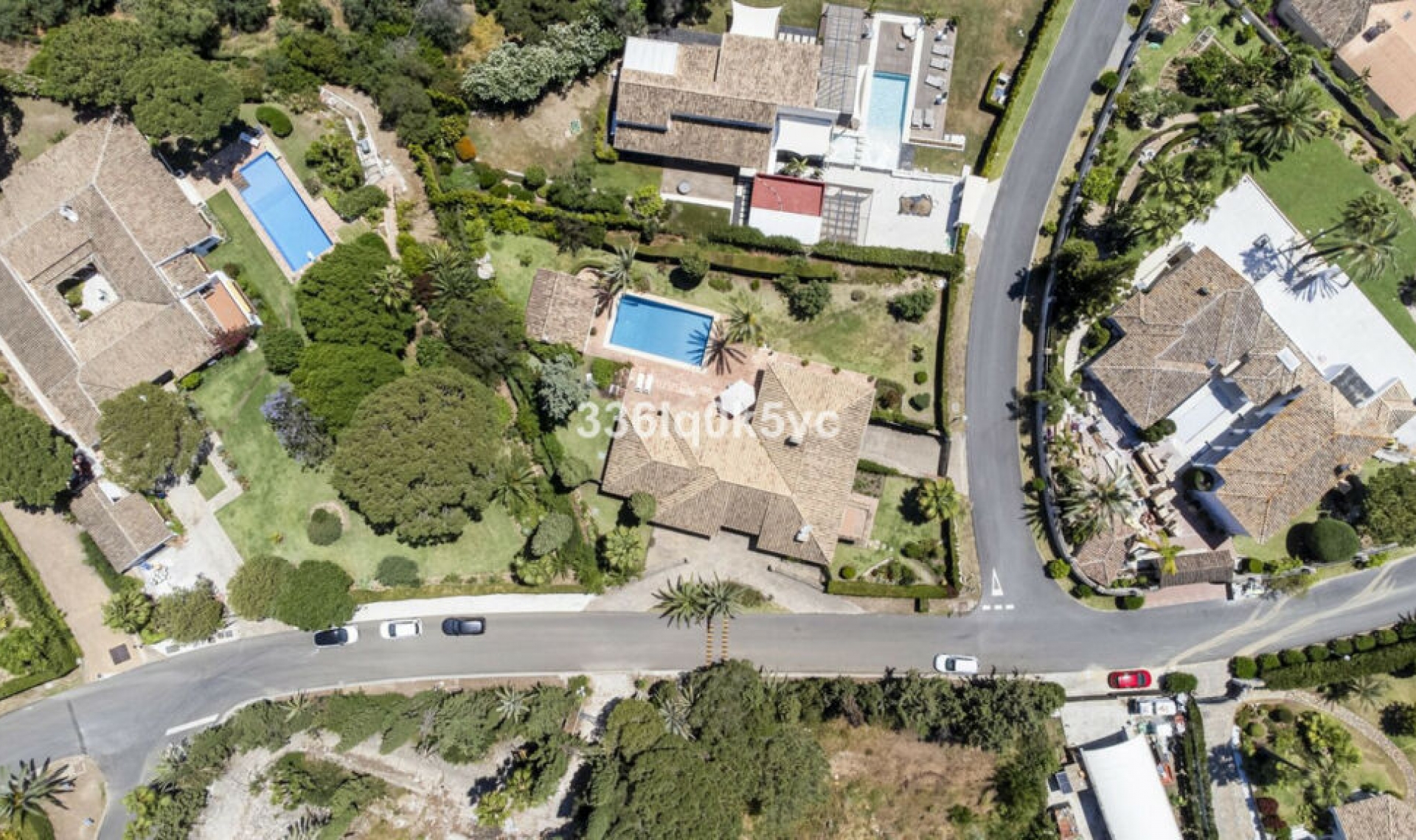 Resale - House -
Las Chapas