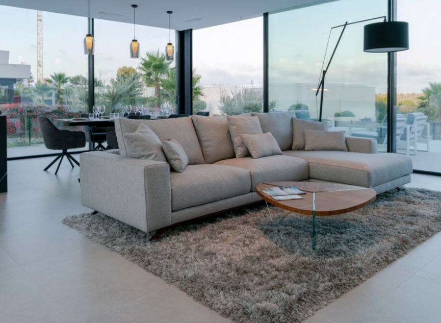 Resale - House -
Las Colinas Golf